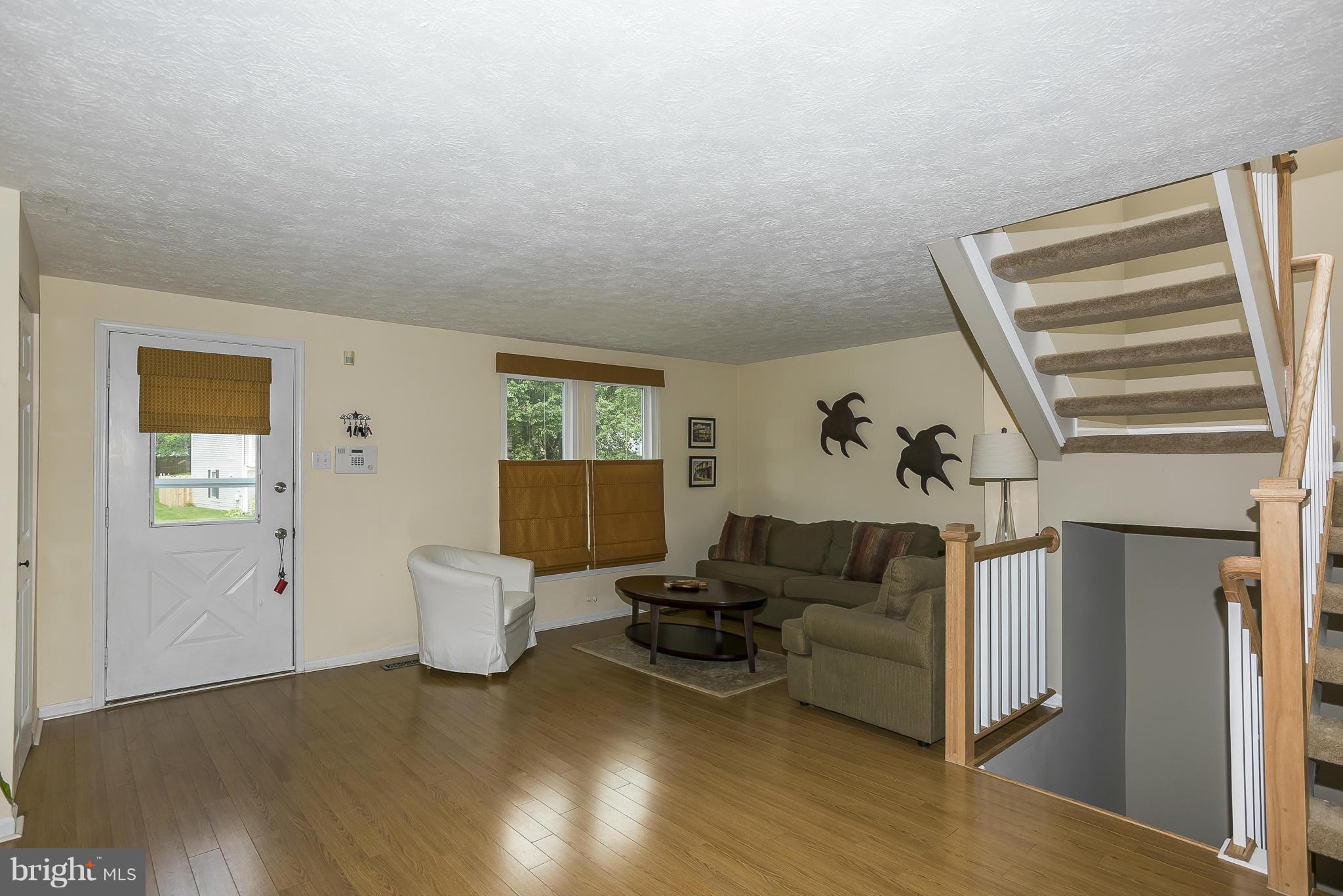 GLEN OAKS - Residential