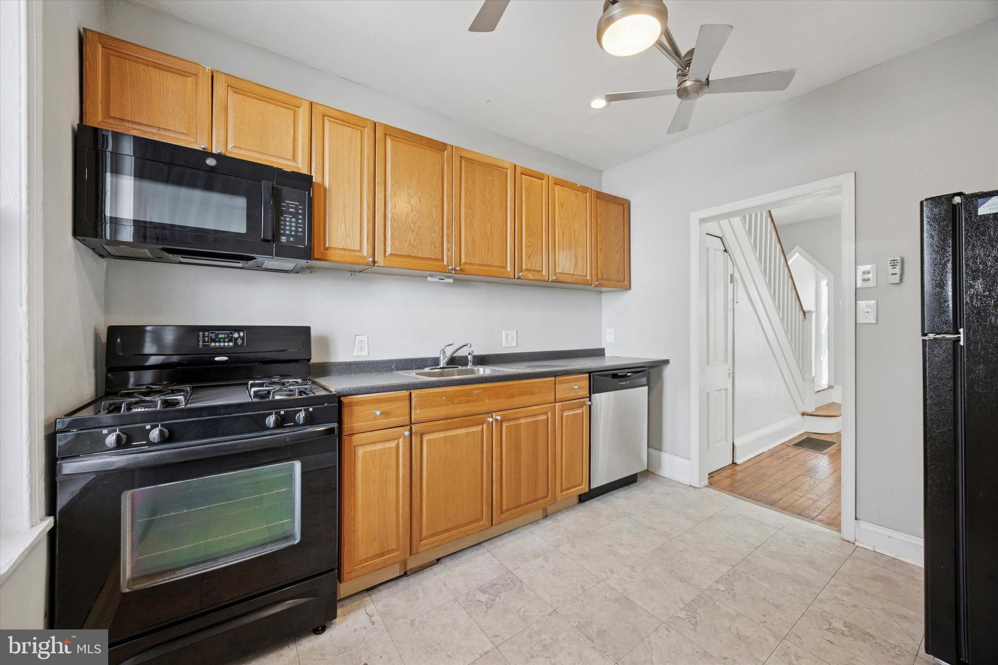 WHITMAN - Residential Lease