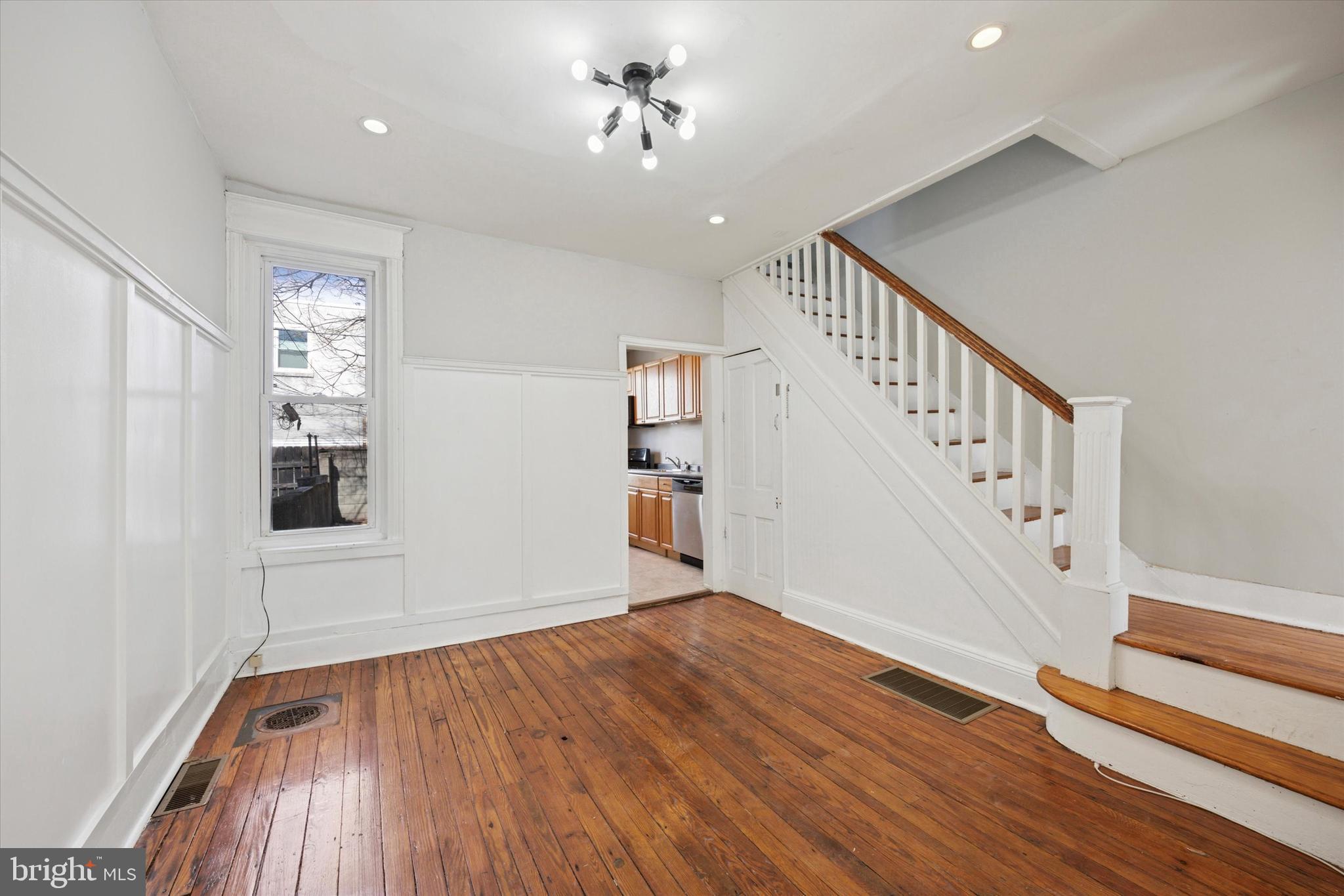 WHITMAN - Residential Lease