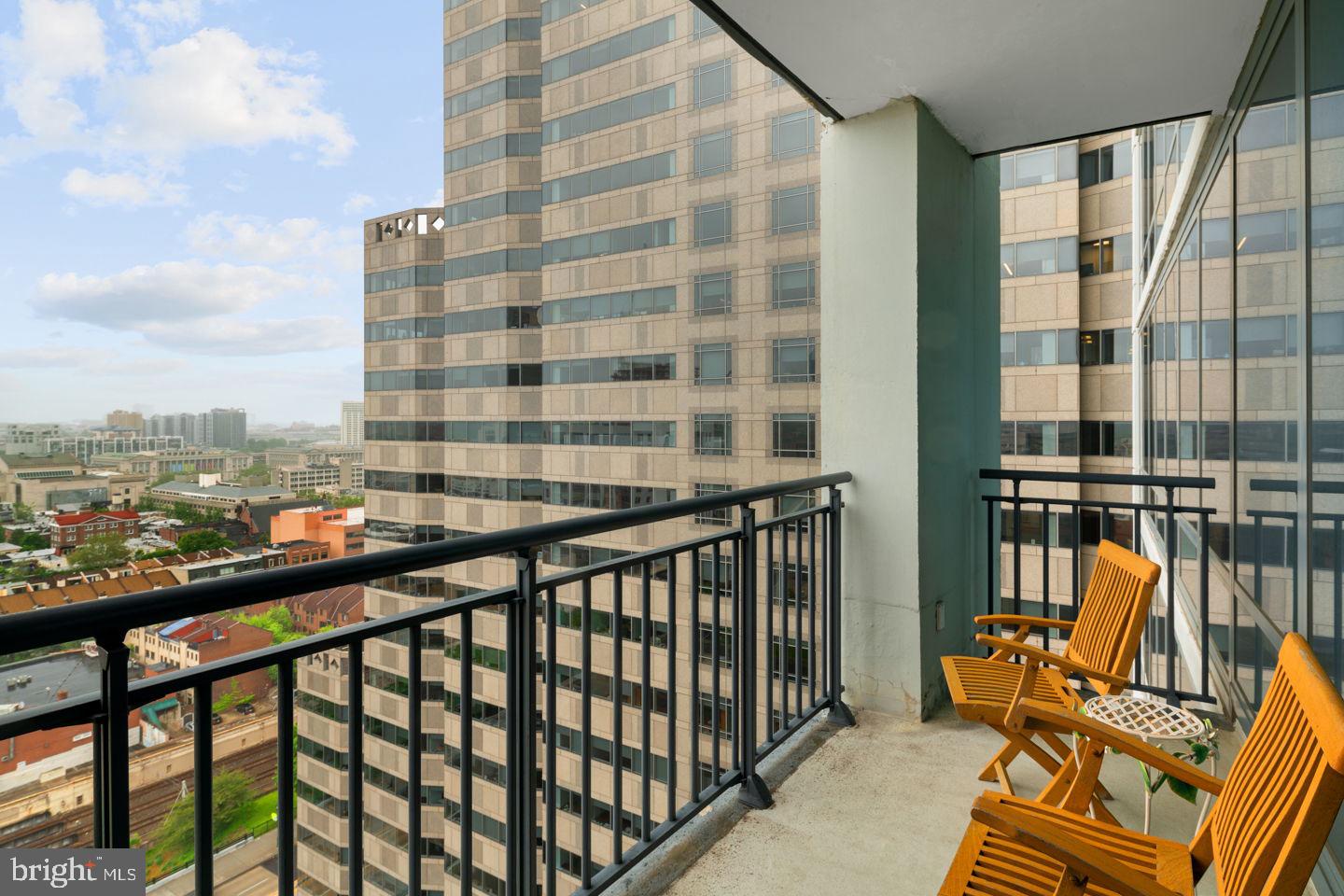 RITTENHOUSE SQUARE - Residential