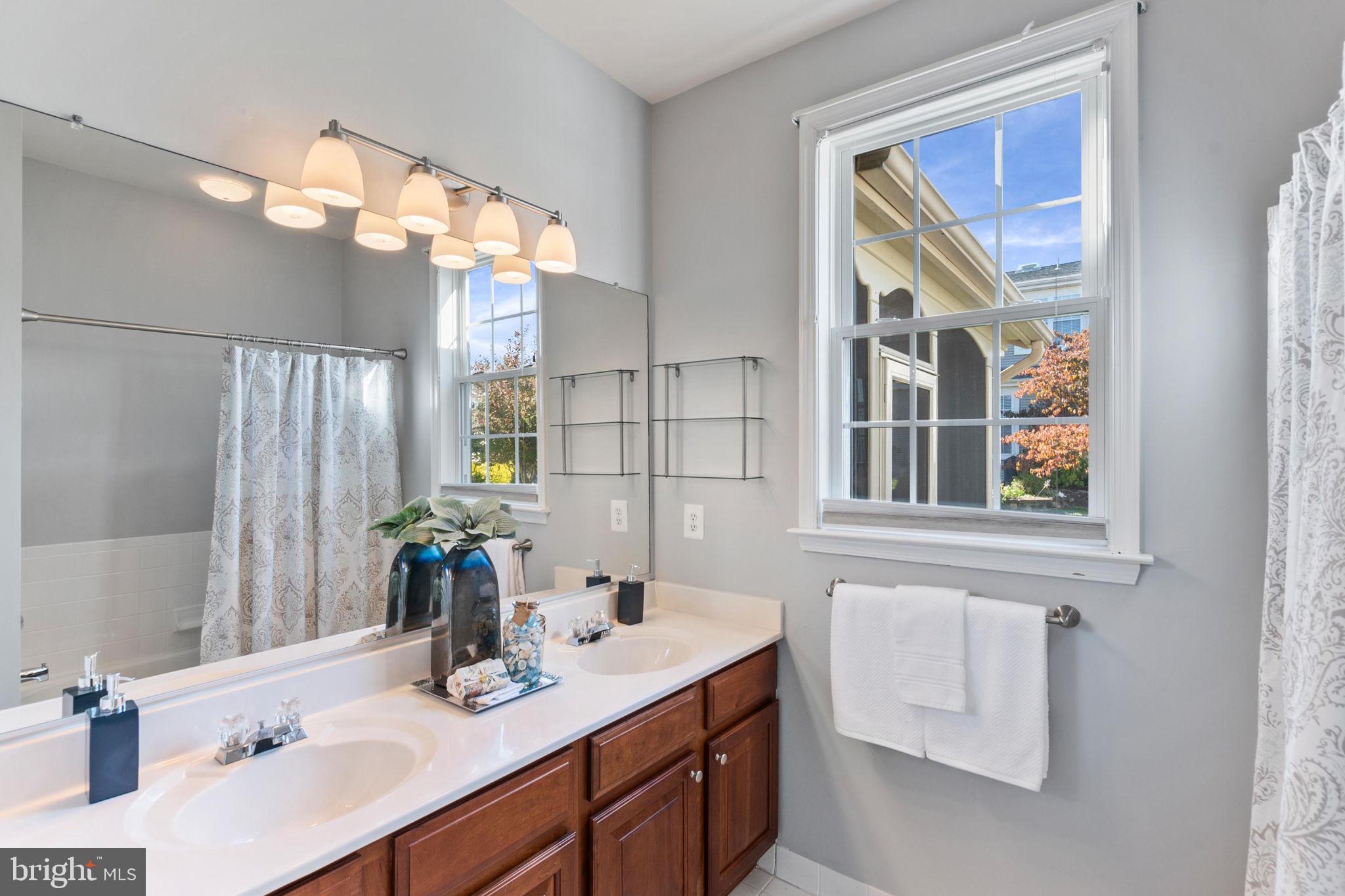 HERITAGE HUNT - Residential