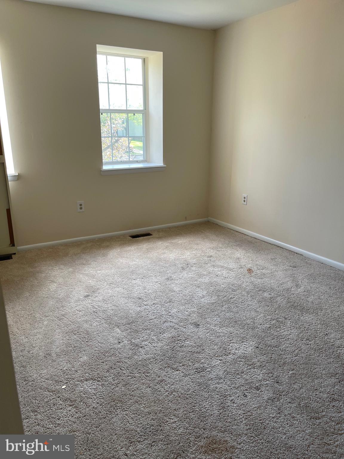 CROMWELL STATION - Residential