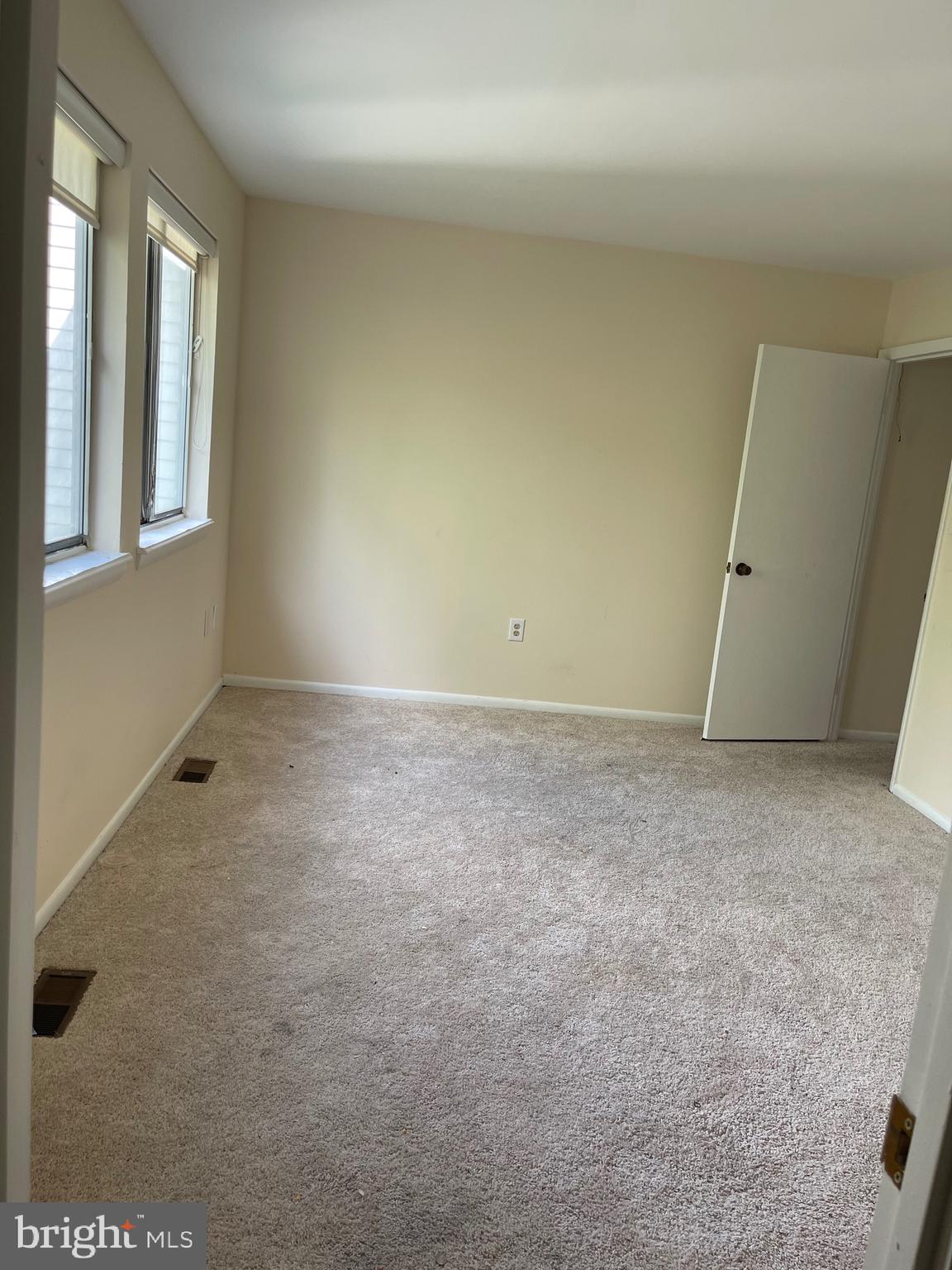 CROMWELL STATION - Residential