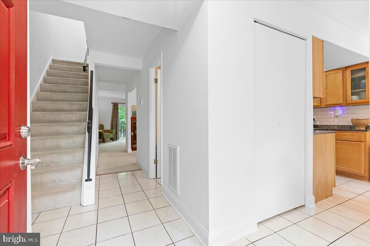 KEENE MILL WOODS - Residential