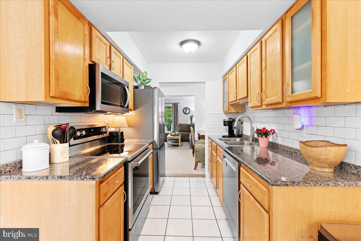 KEENE MILL WOODS - Residential