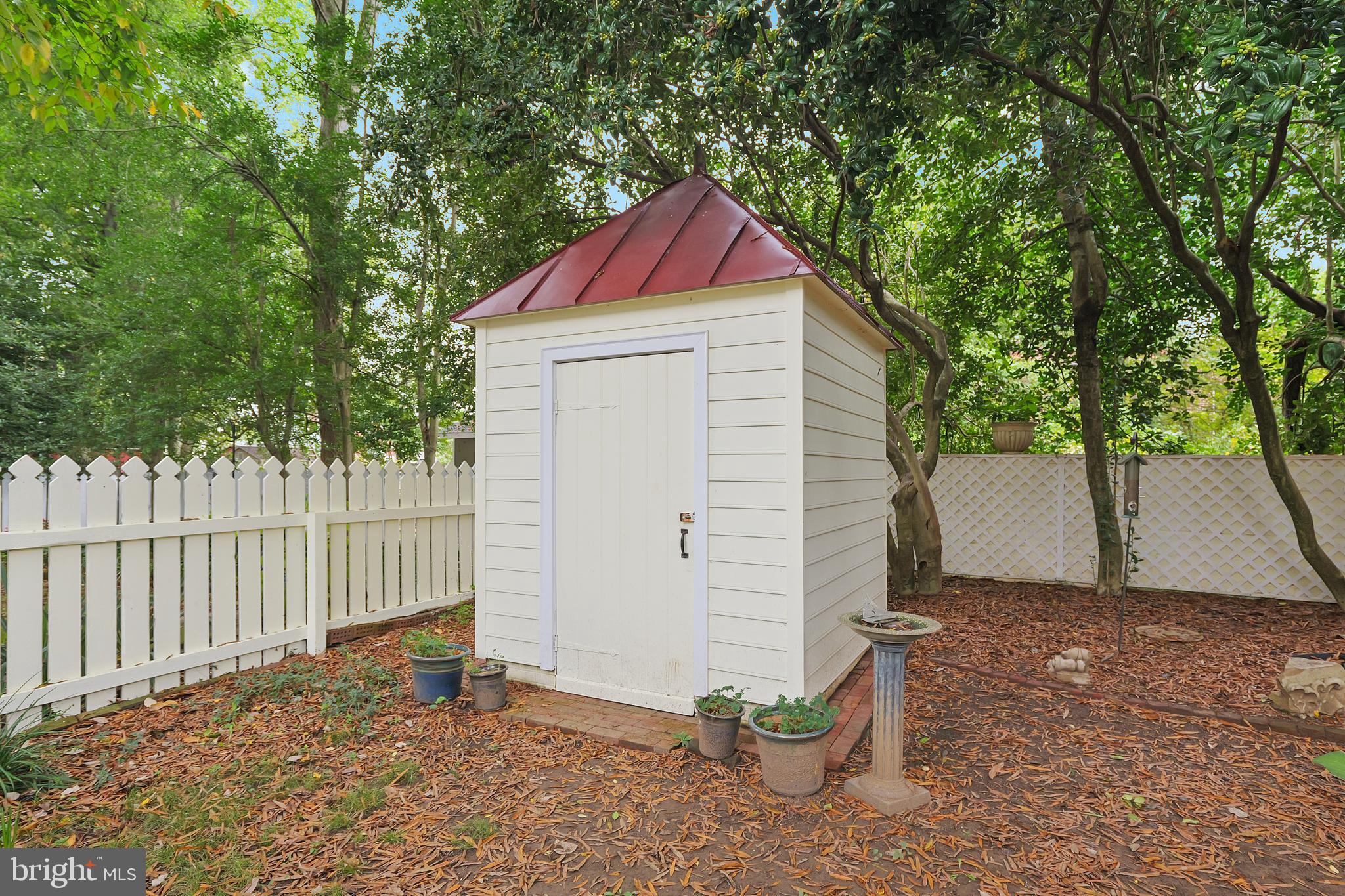 HISTORIC DISTRICT - Residential