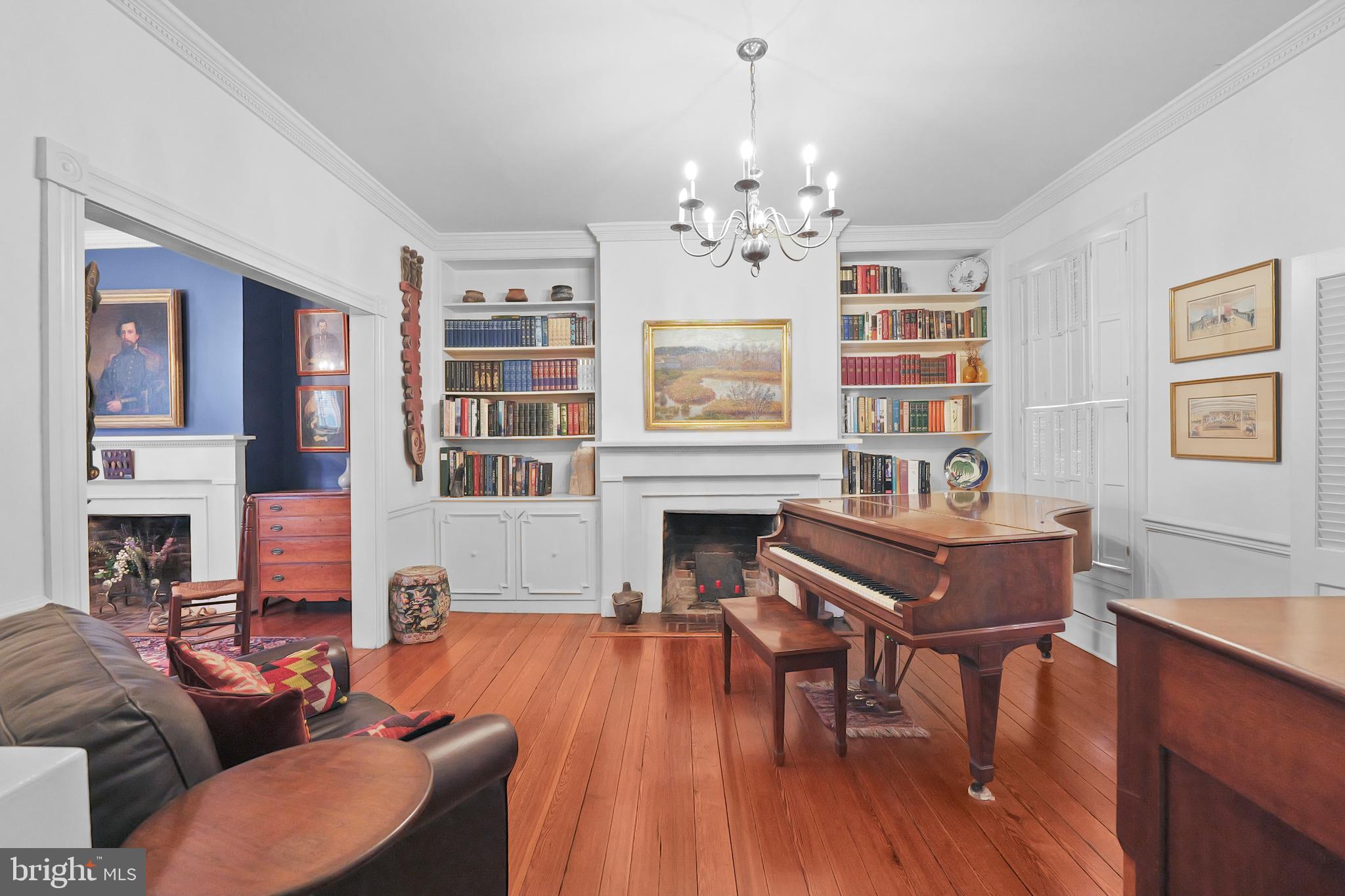 HISTORIC DISTRICT - Residential