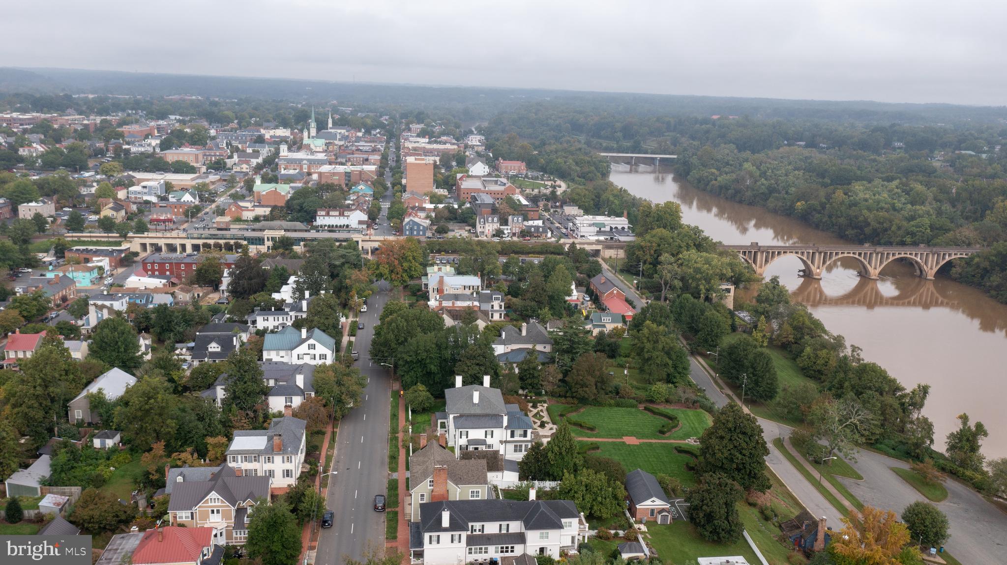 HISTORIC DISTRICT - Residential