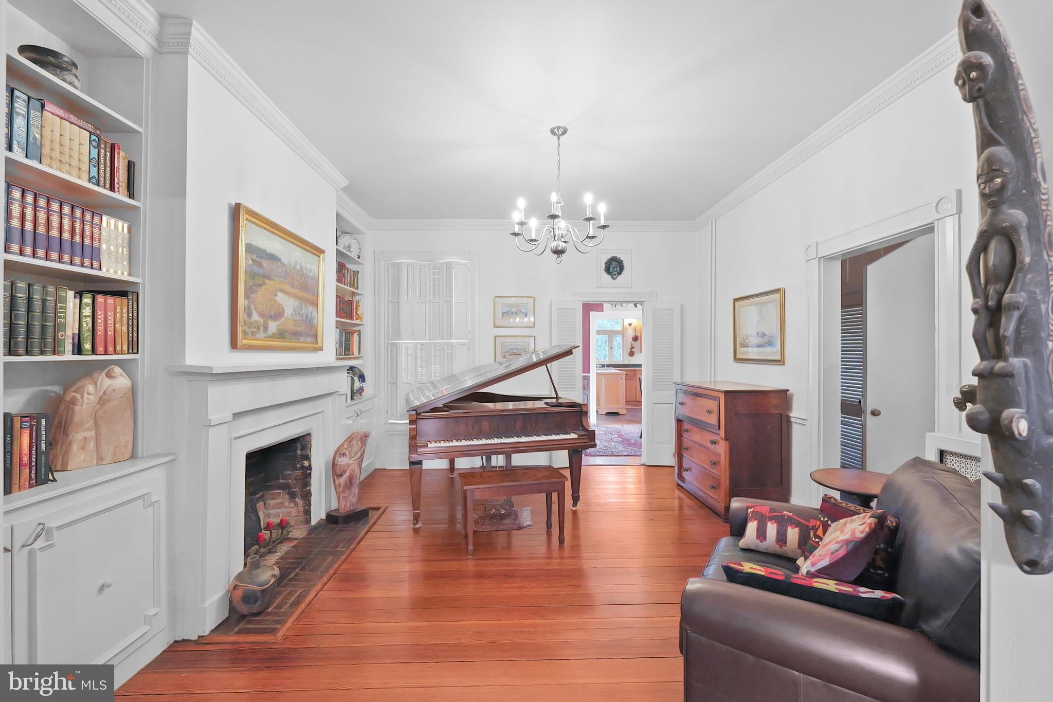 HISTORIC DISTRICT - Residential