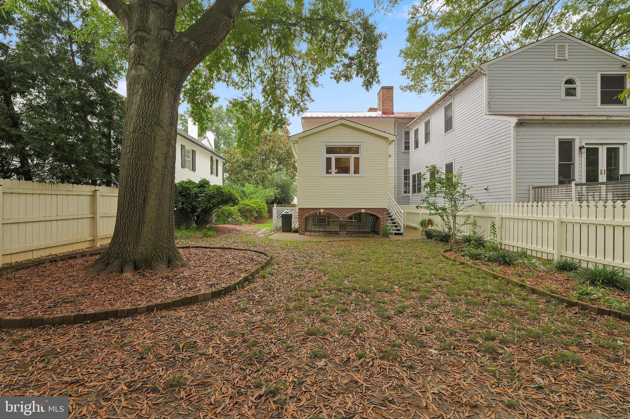 HISTORIC DISTRICT - Residential