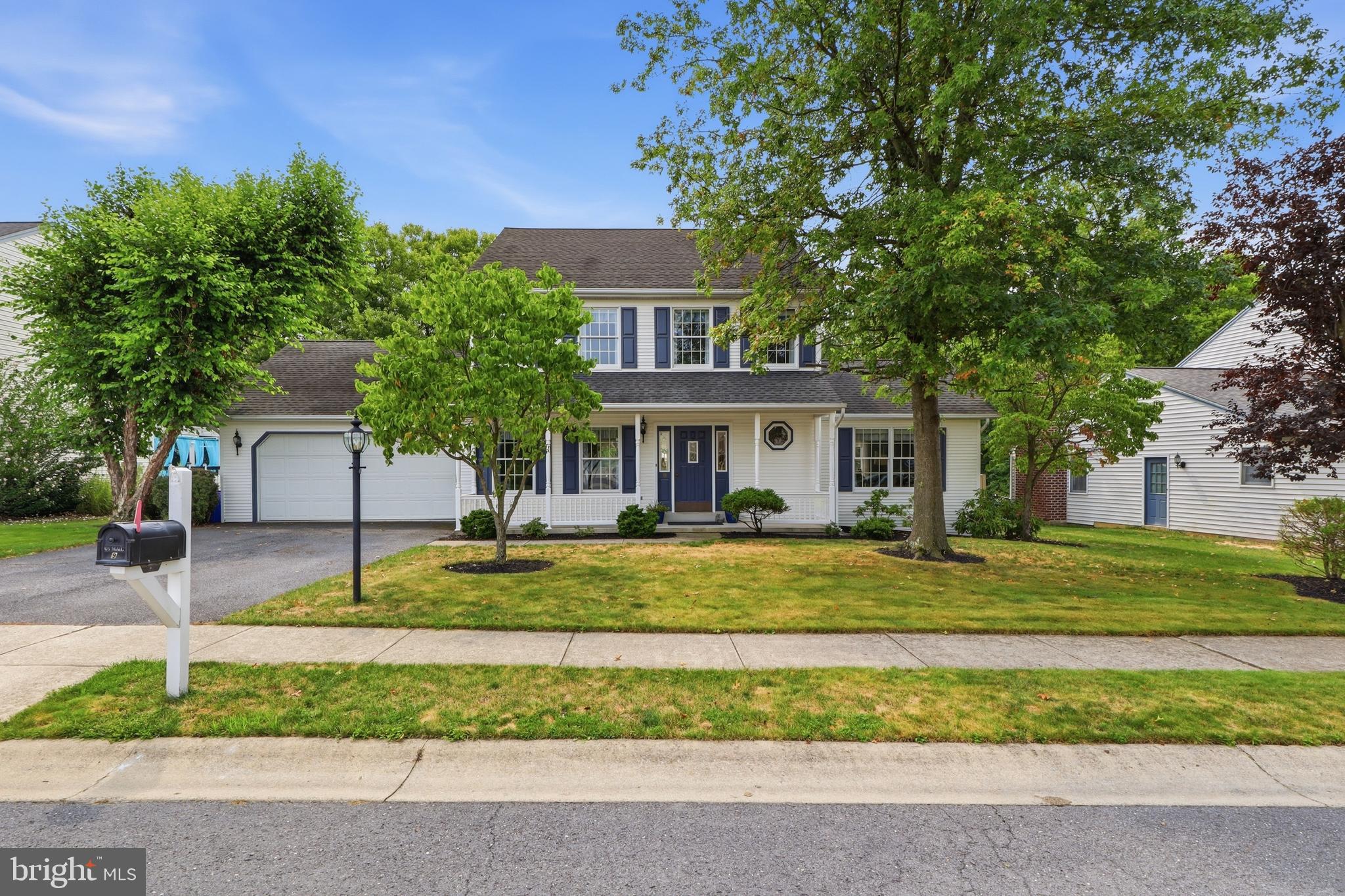 9 WINDSOR WAY
