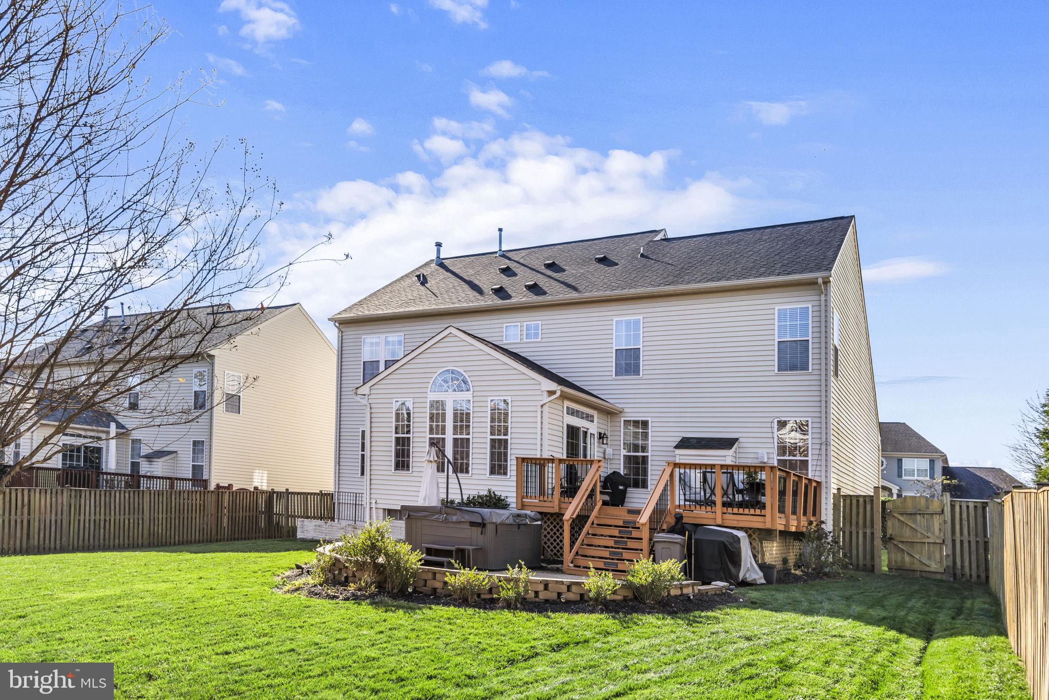 SPRIGGS RUN ESTATES - Residential