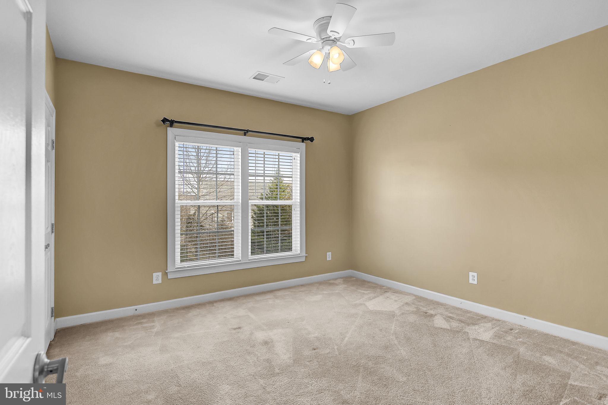 SPRIGGS RUN ESTATES - Residential