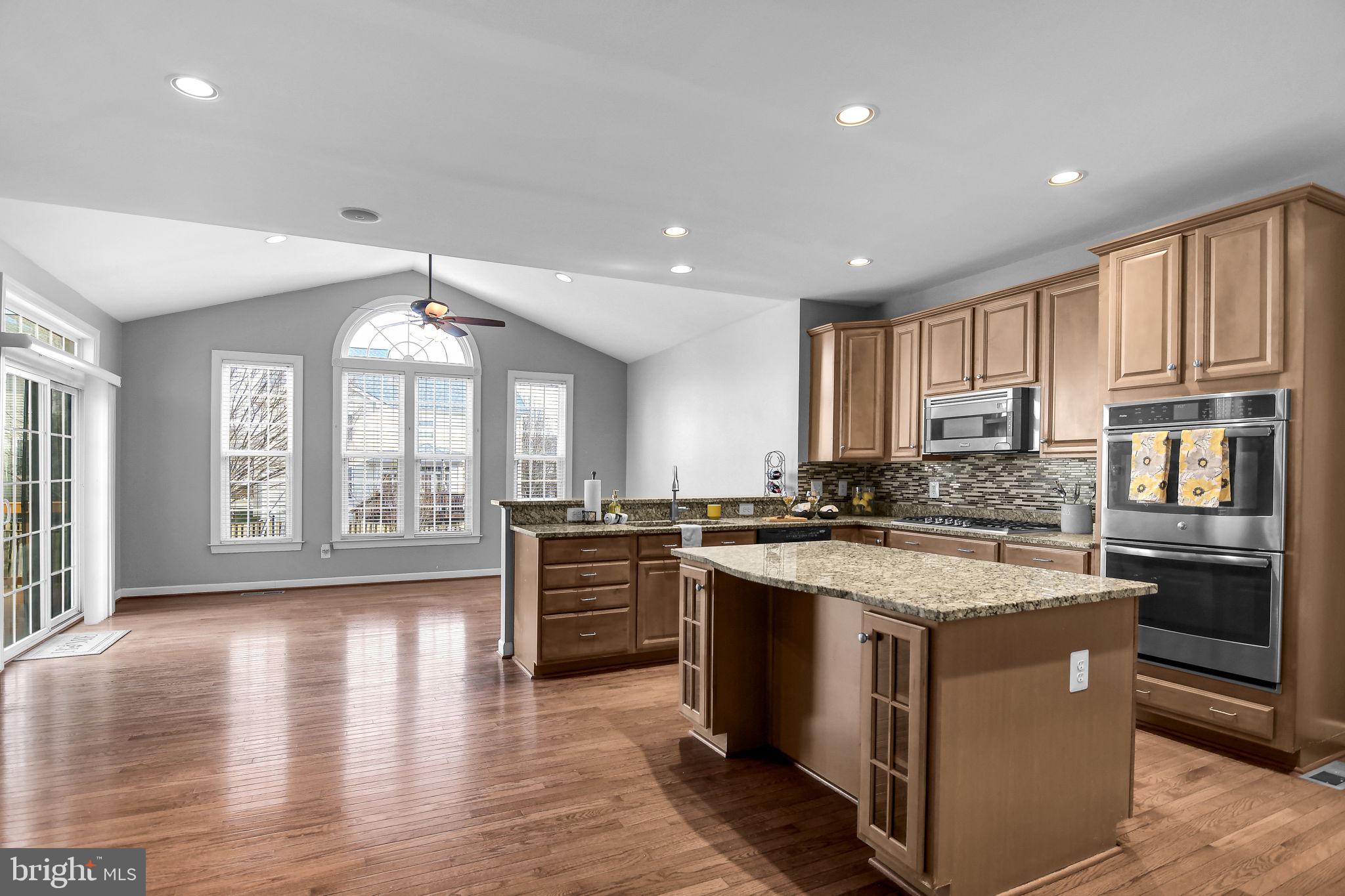 SPRIGGS RUN ESTATES - Residential