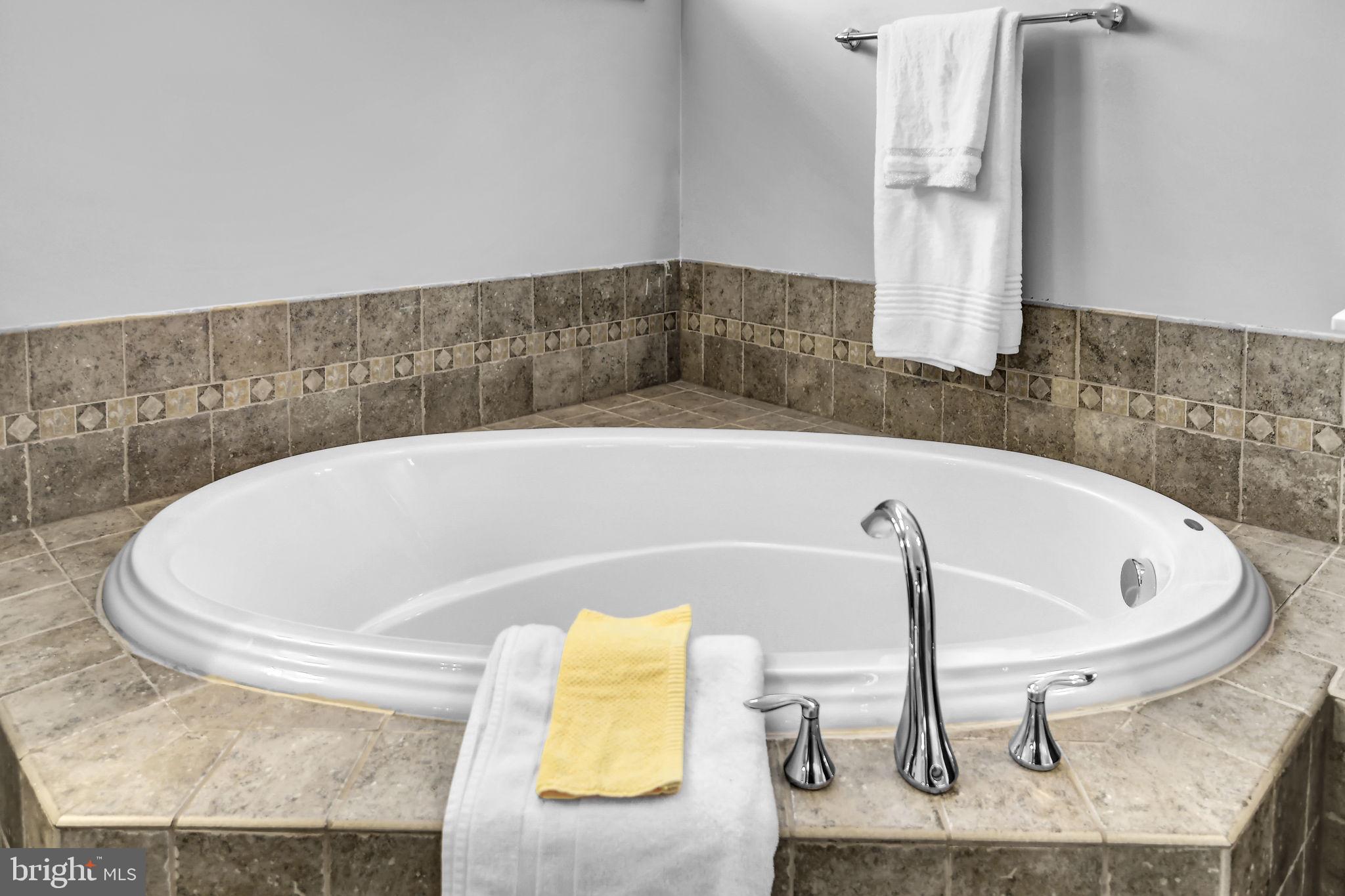 SPRIGGS RUN ESTATES - Residential