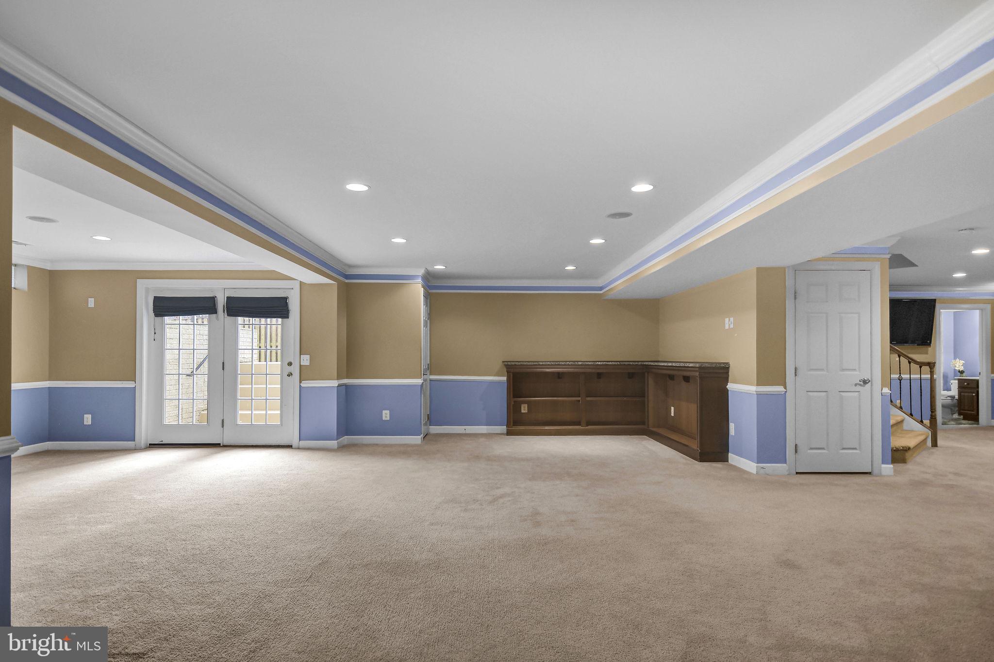 SPRIGGS RUN ESTATES - Residential