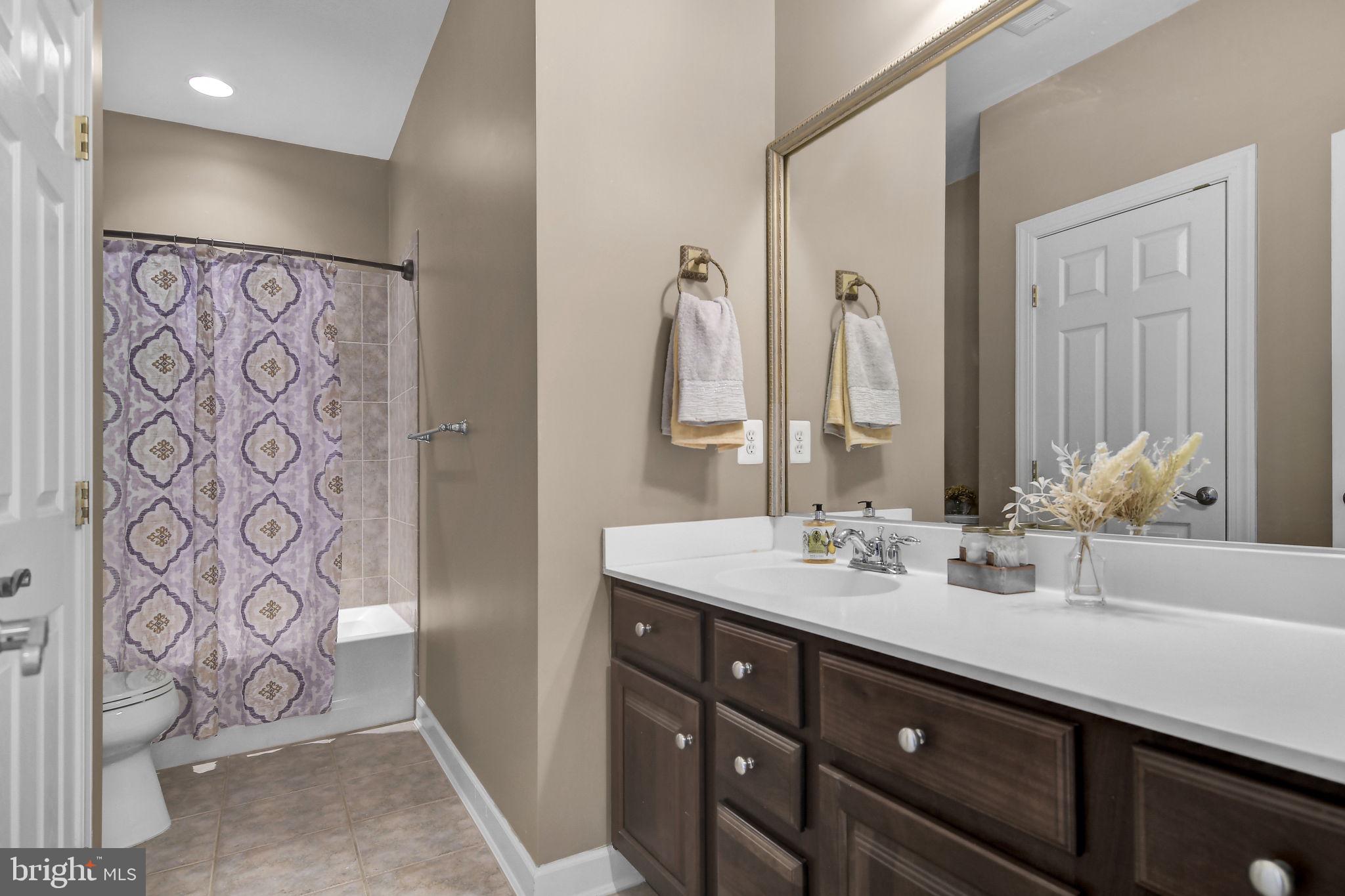 SPRIGGS RUN ESTATES - Residential