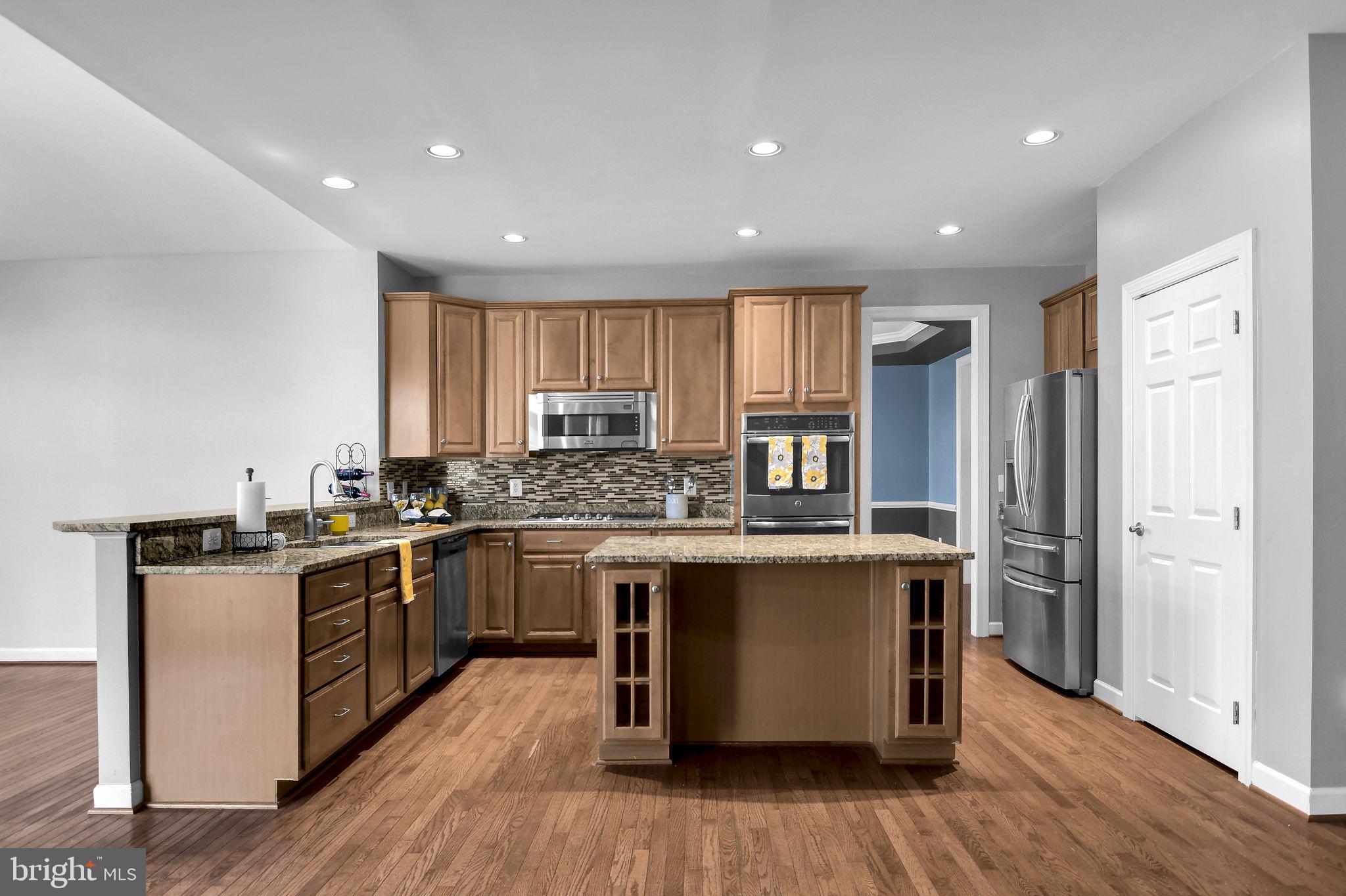 SPRIGGS RUN ESTATES - Residential