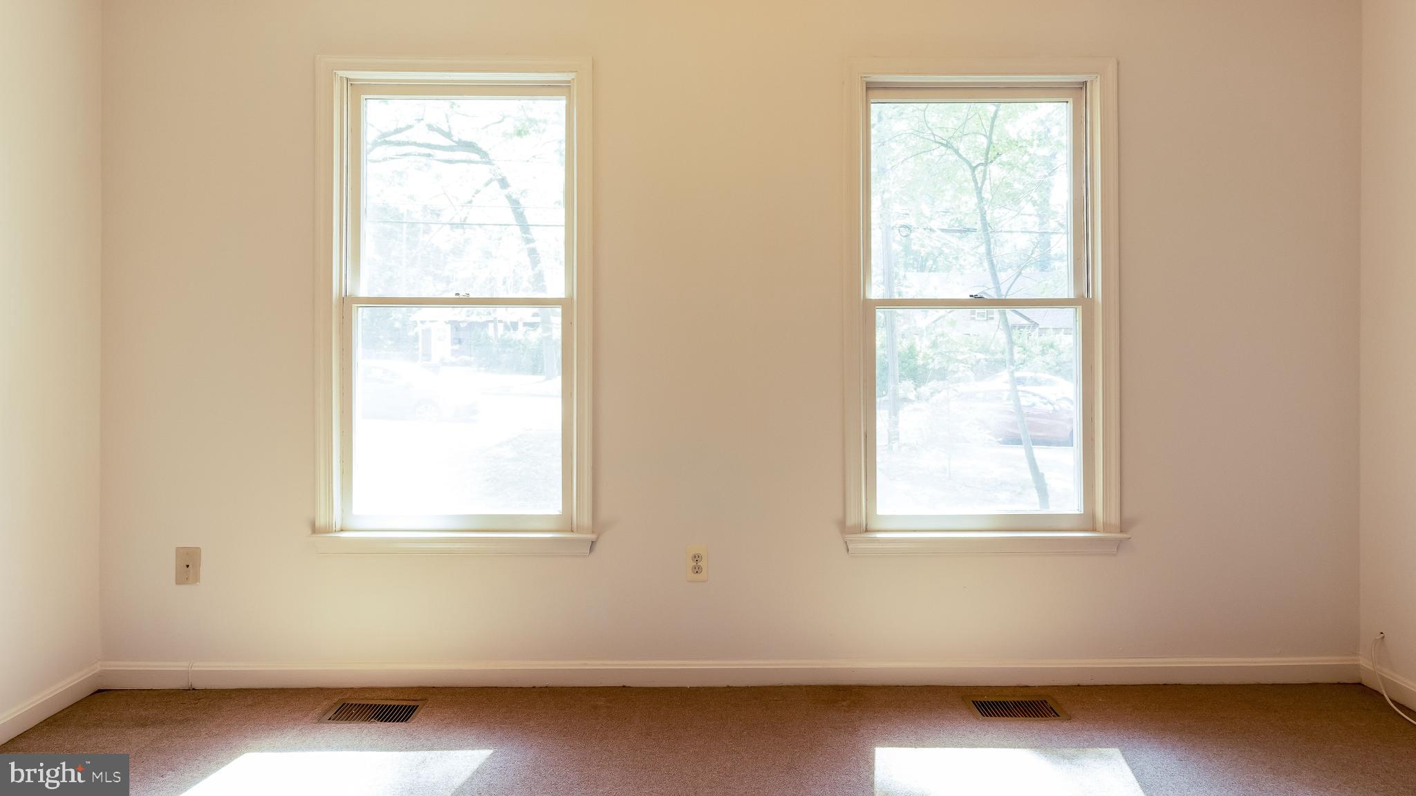 COLLEGE PARK - Residential Lease