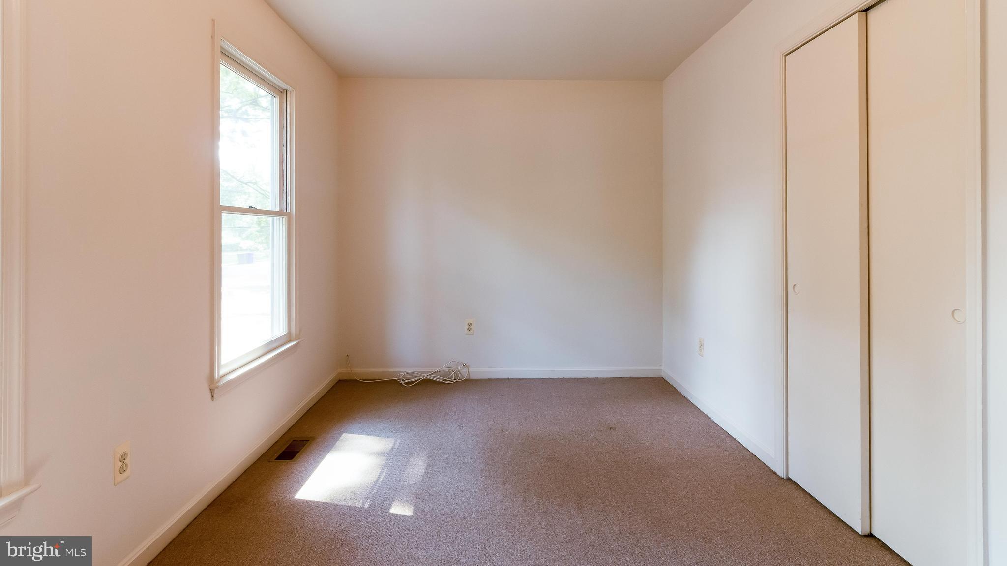 COLLEGE PARK - Residential Lease