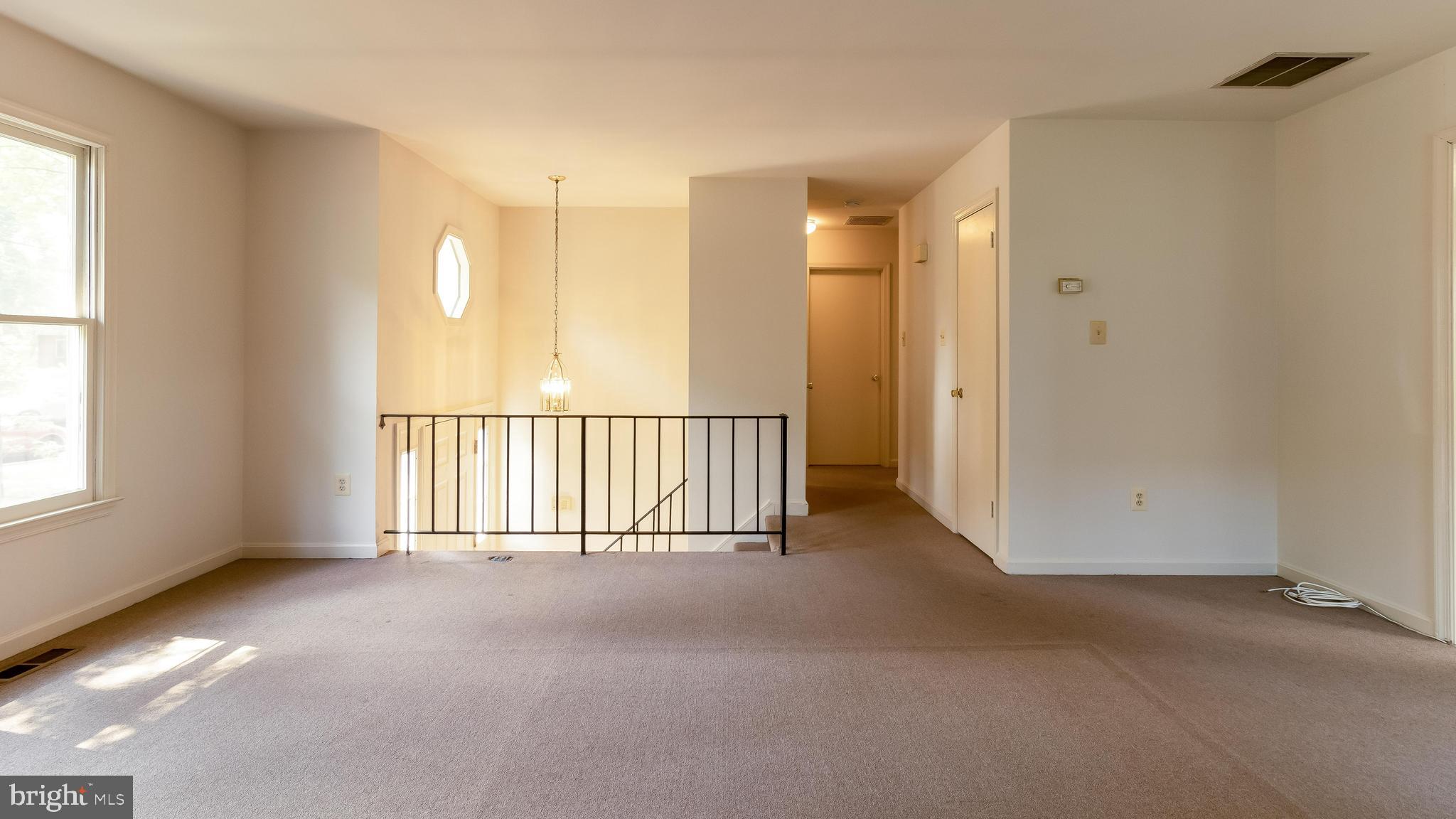 COLLEGE PARK - Residential Lease