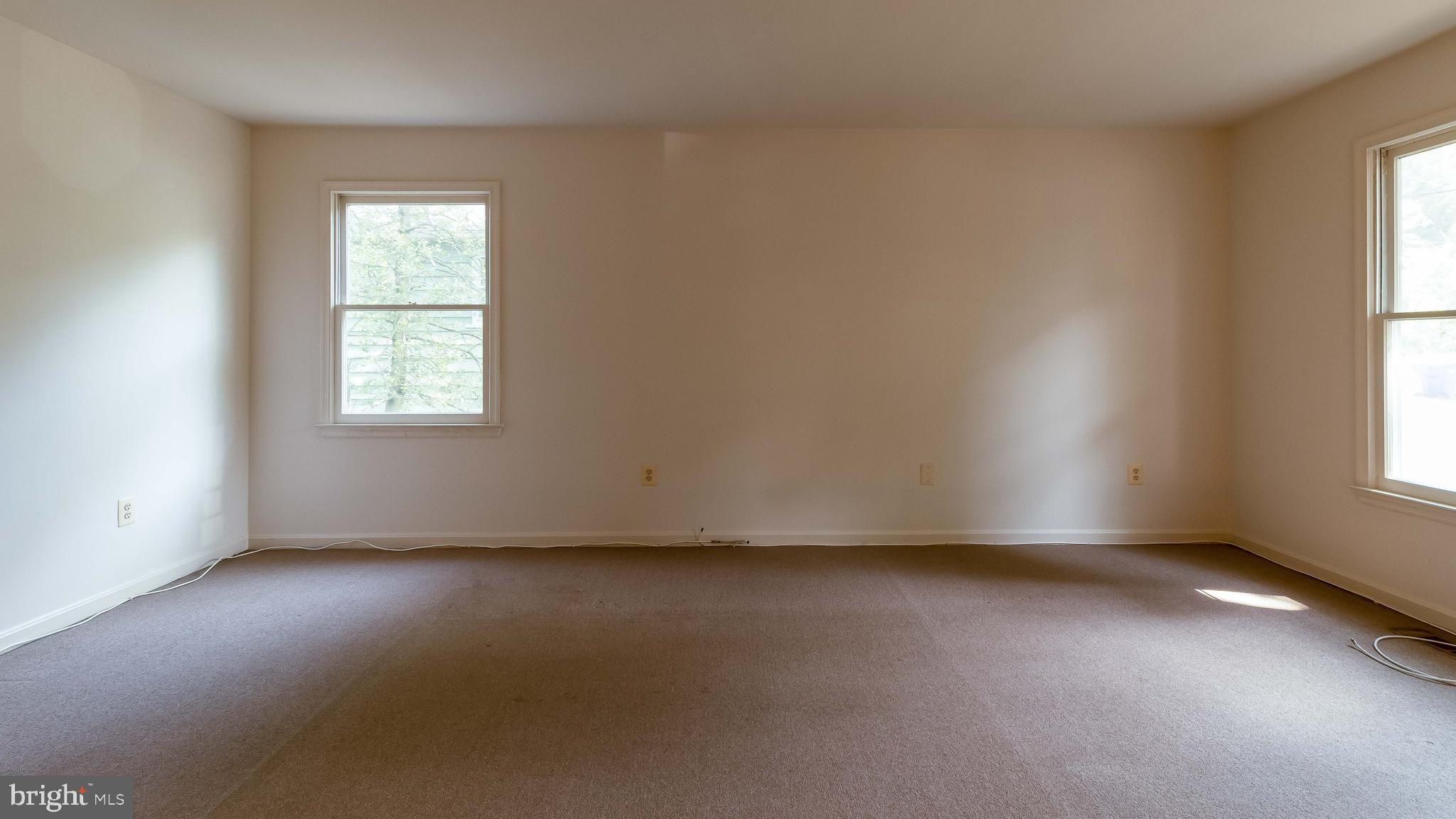 COLLEGE PARK - Residential Lease