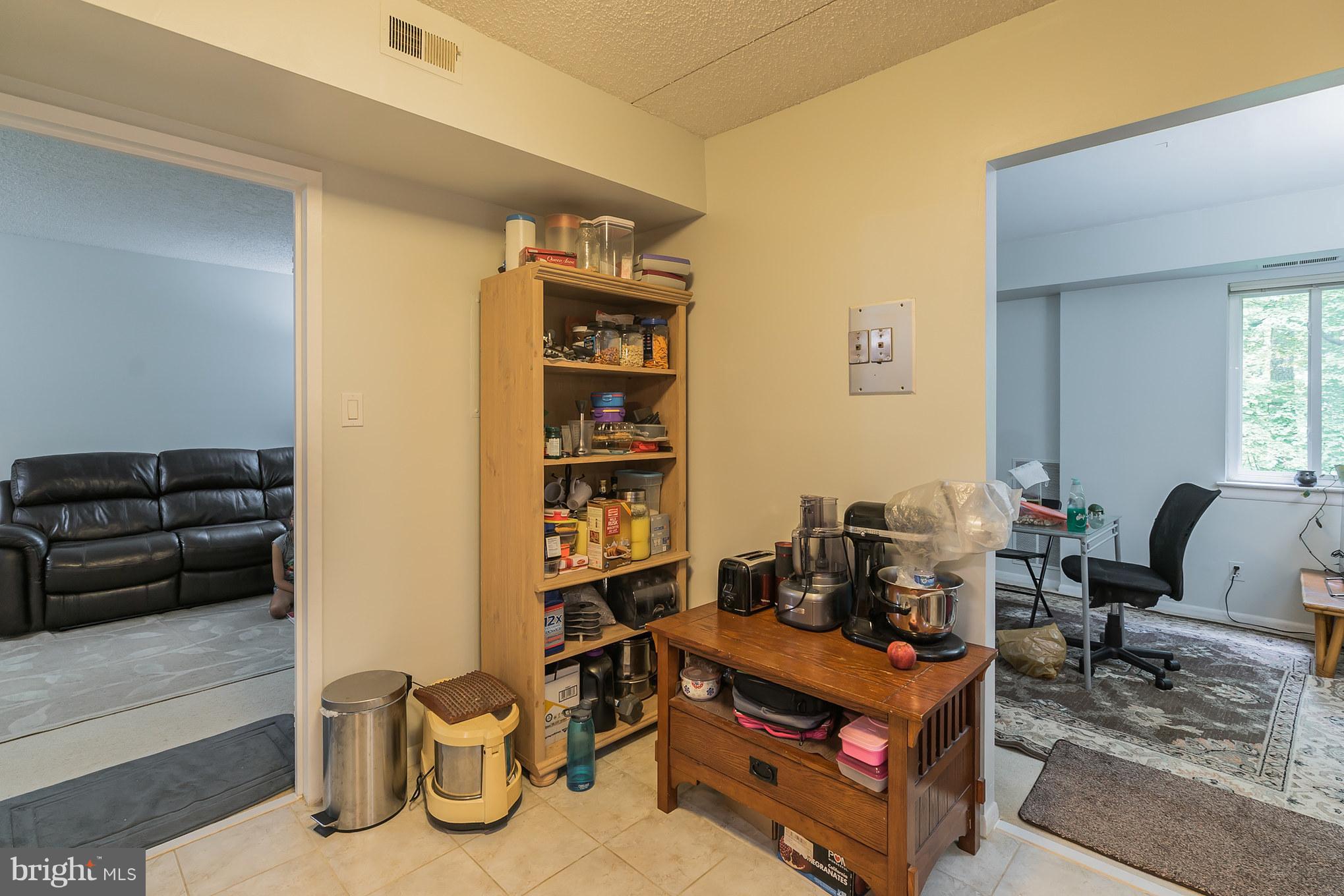 HUNTERS WOODS VILLAGE - Residential Lease