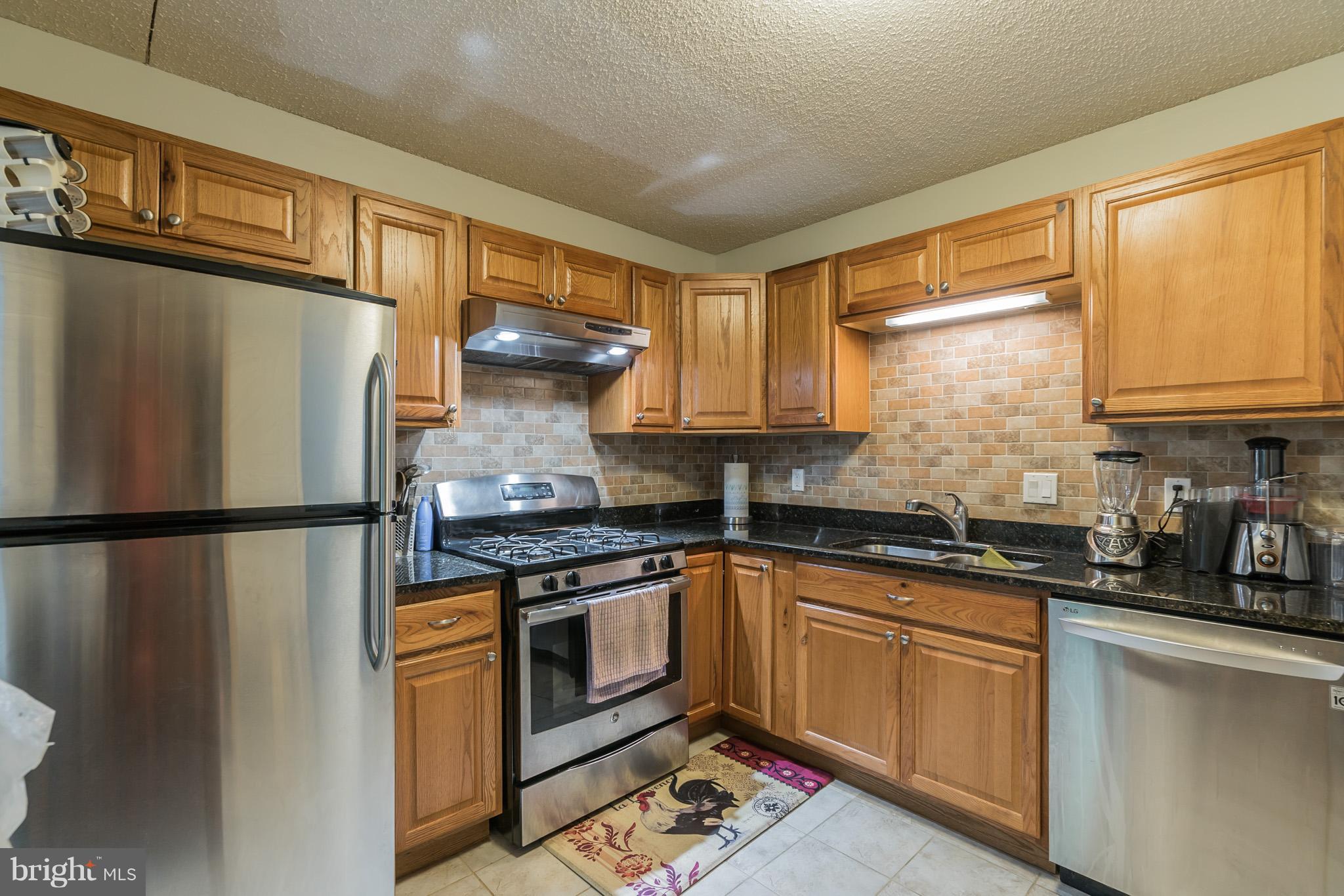 HUNTERS WOODS VILLAGE - Residential Lease