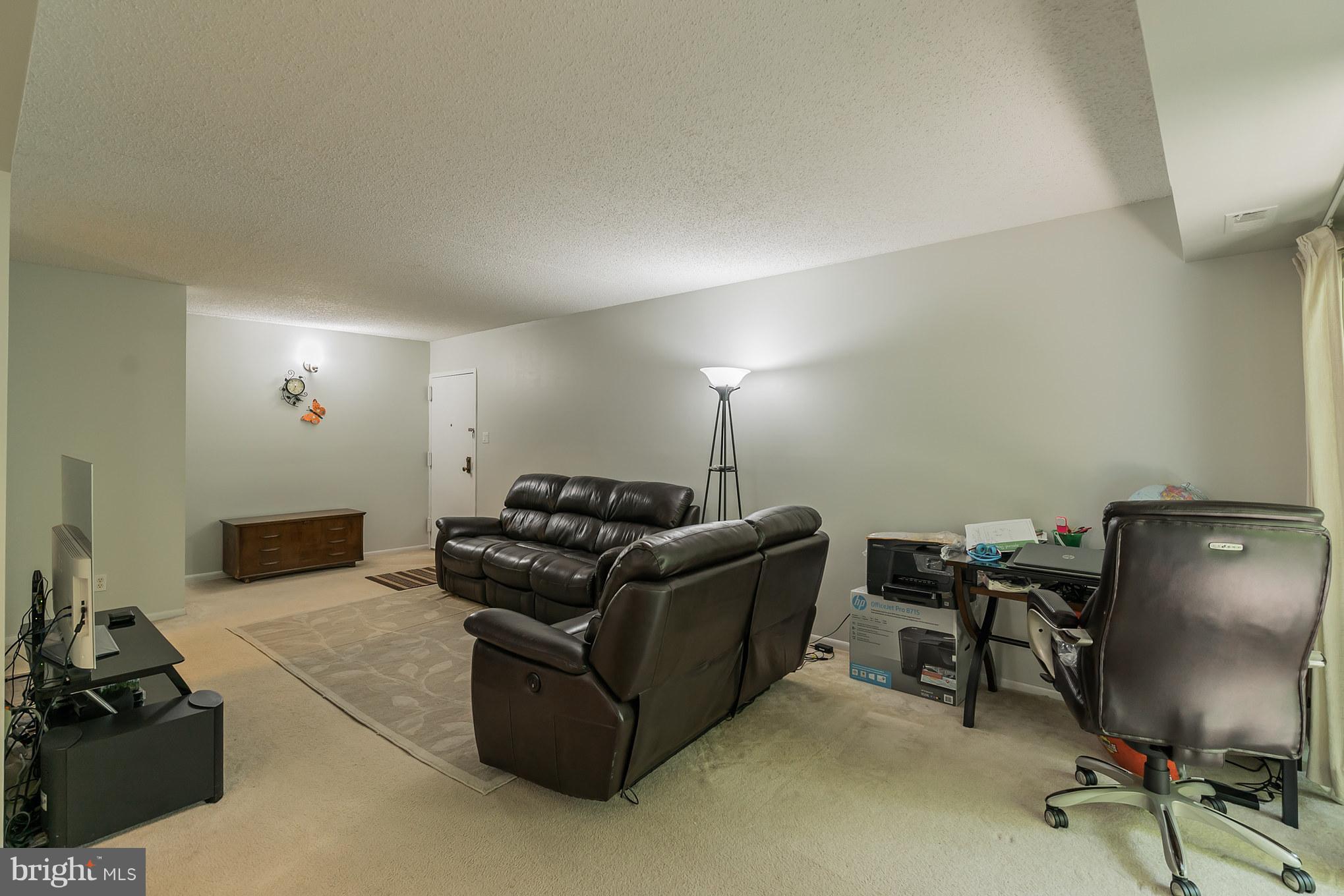 HUNTERS WOODS VILLAGE - Residential Lease