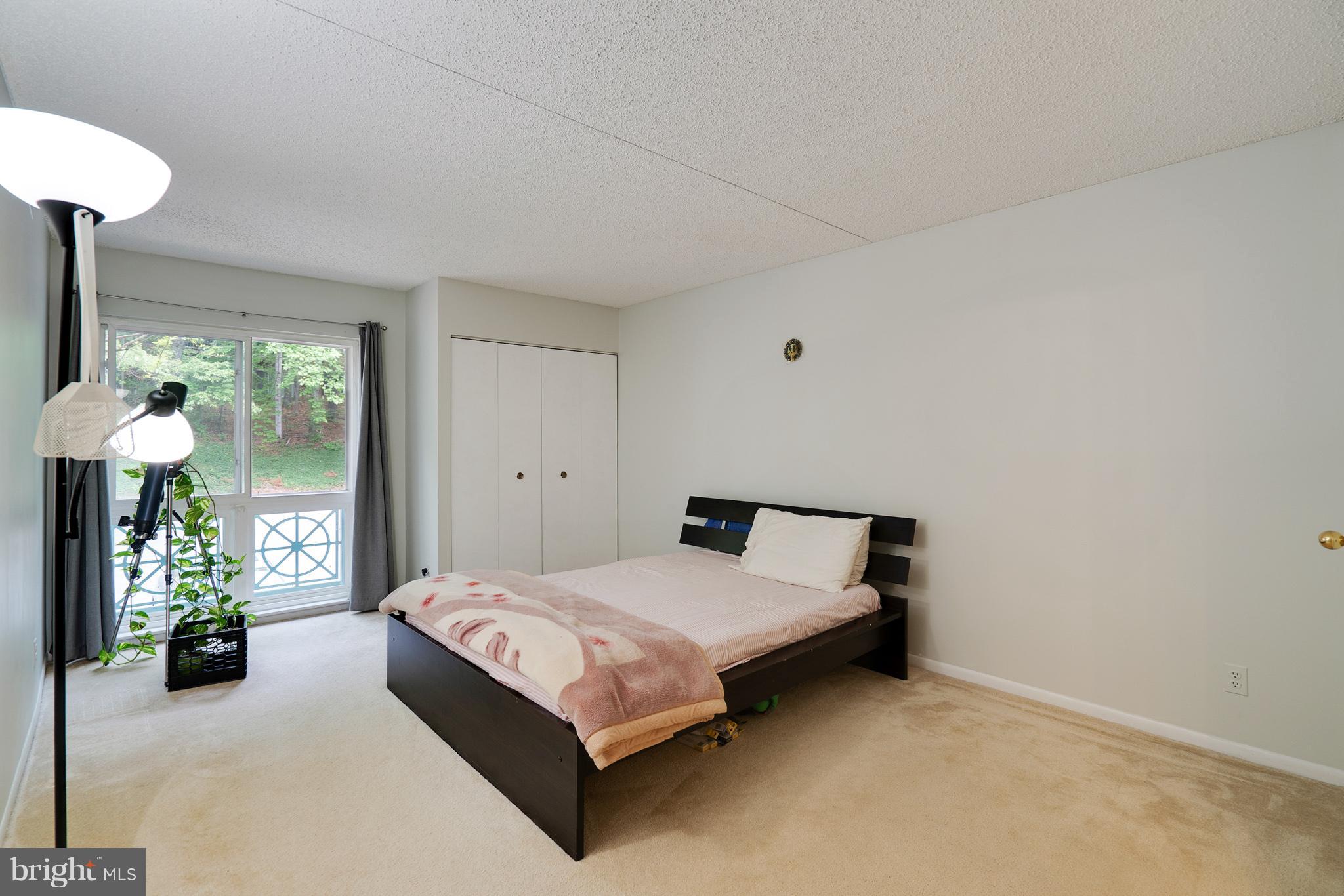 HUNTERS WOODS VILLAGE - Residential Lease