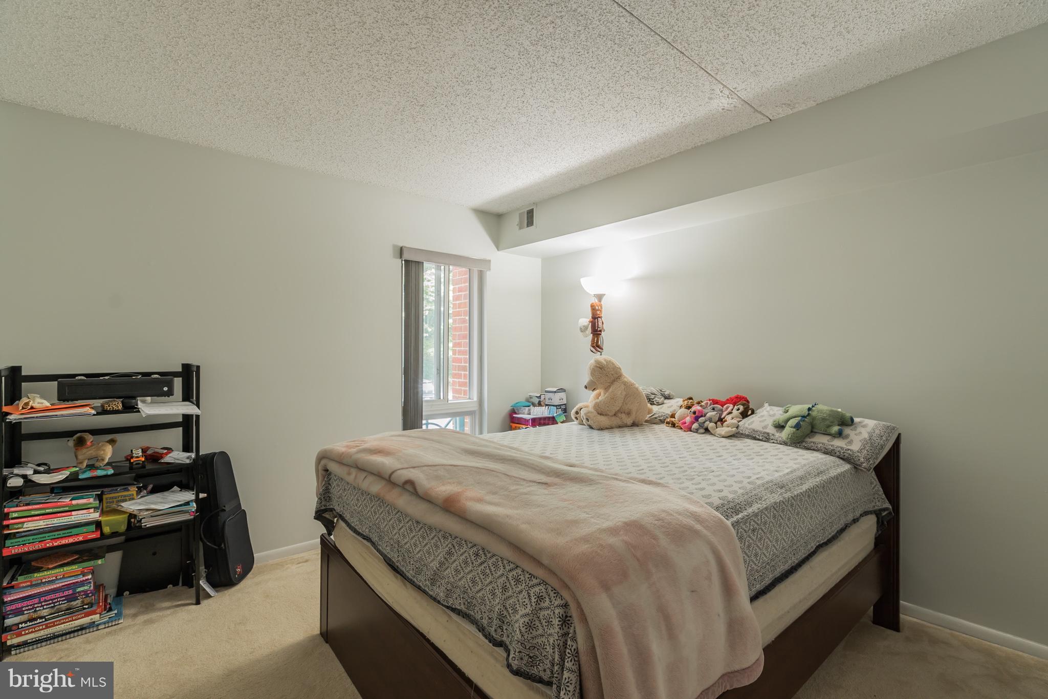 HUNTERS WOODS VILLAGE - Residential Lease