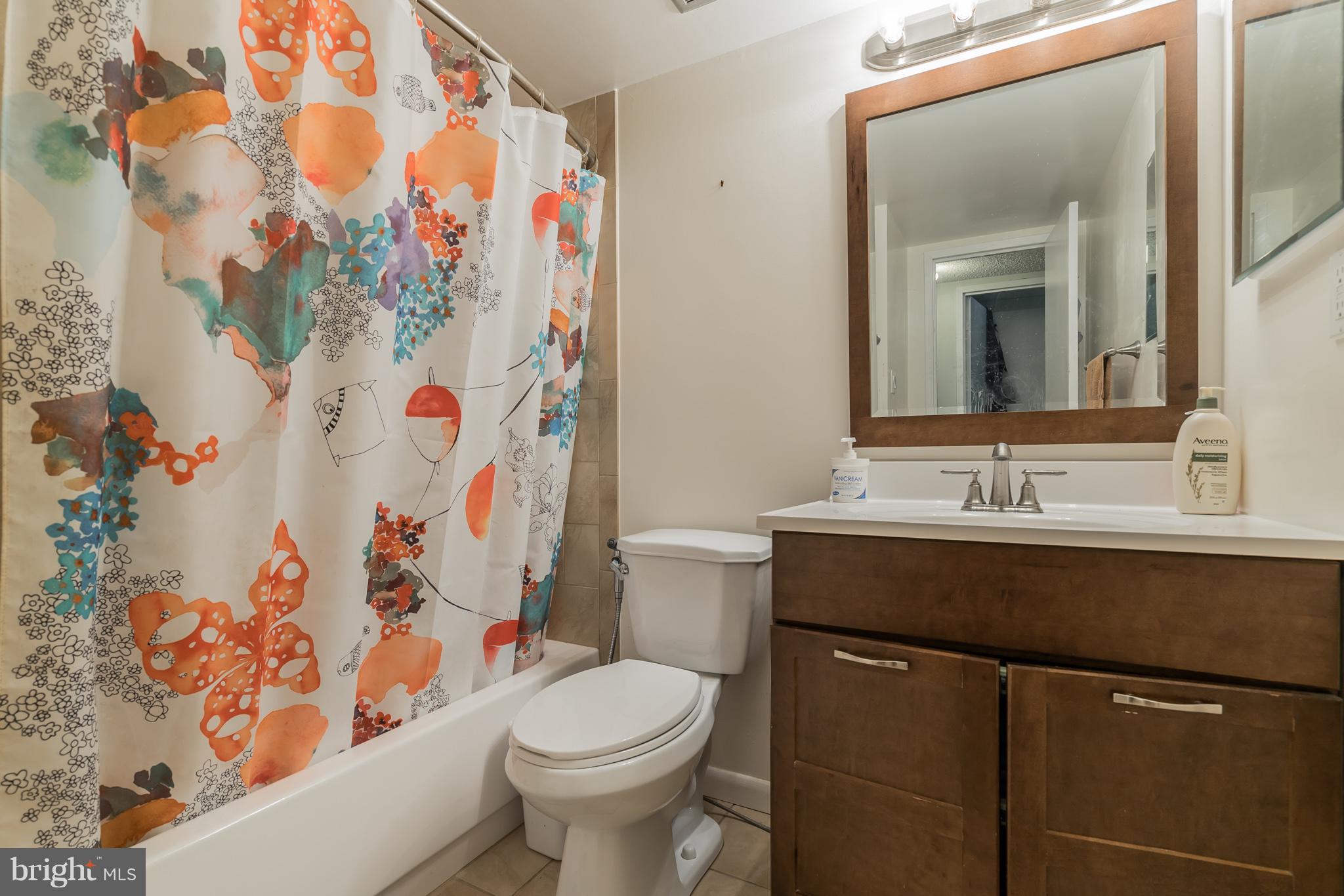 HUNTERS WOODS VILLAGE - Residential Lease