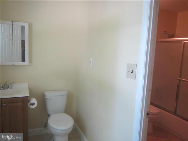 DALE CITY - Residential Lease