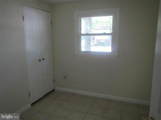 DALE CITY - Residential Lease