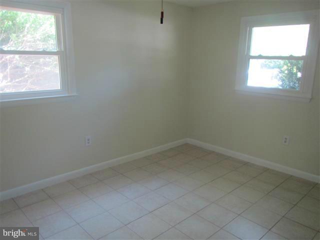 DALE CITY - Residential Lease