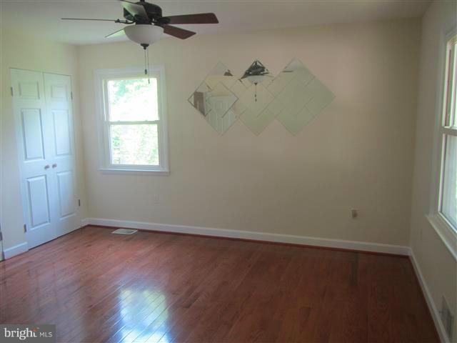 DALE CITY - Residential Lease