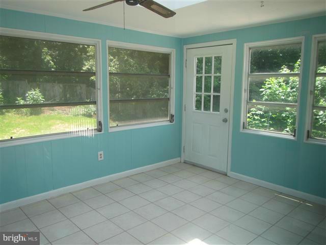 DALE CITY - Residential Lease