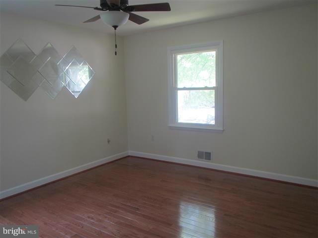 DALE CITY - Residential Lease