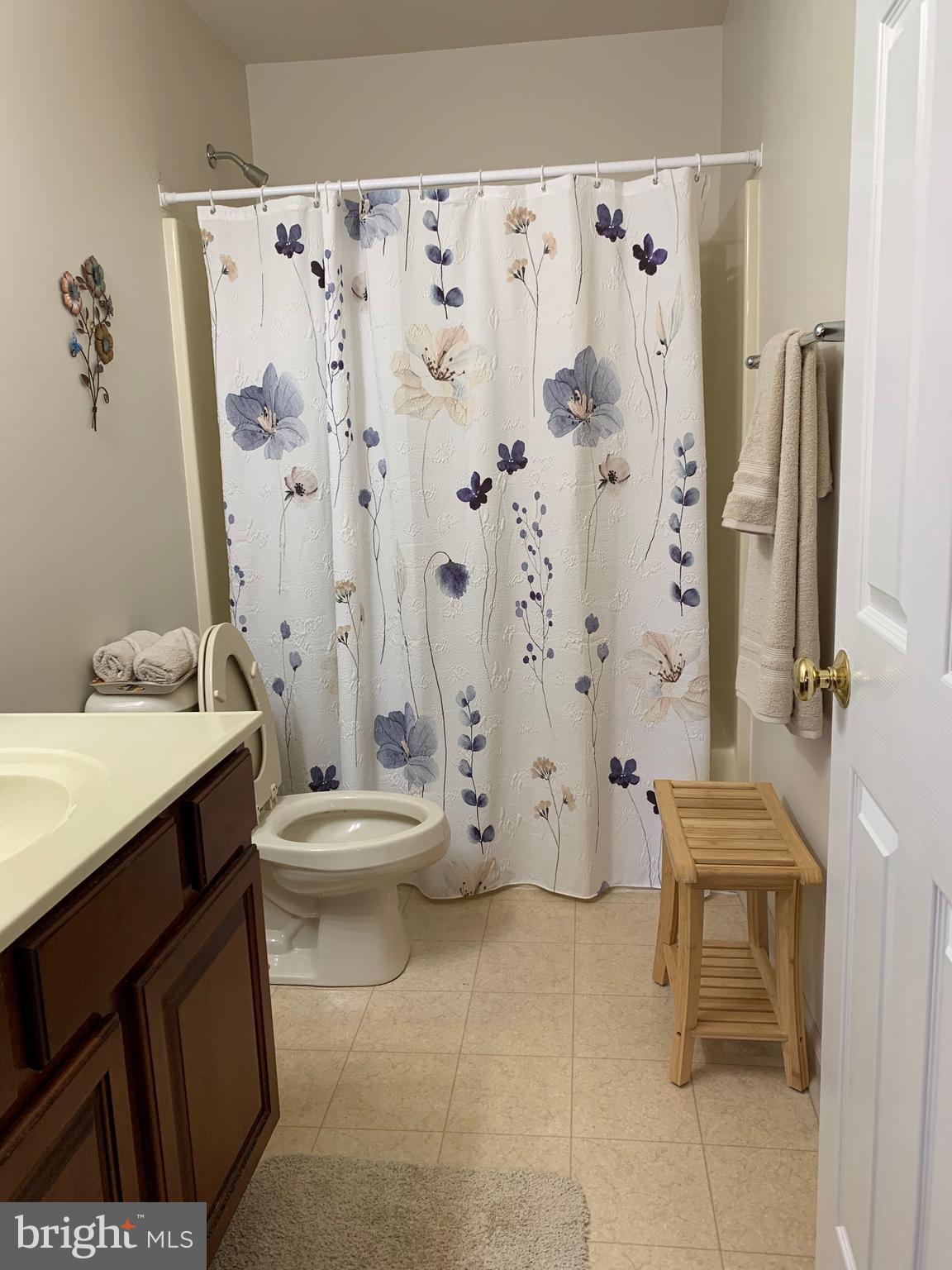 LOCUST HILL - Residential