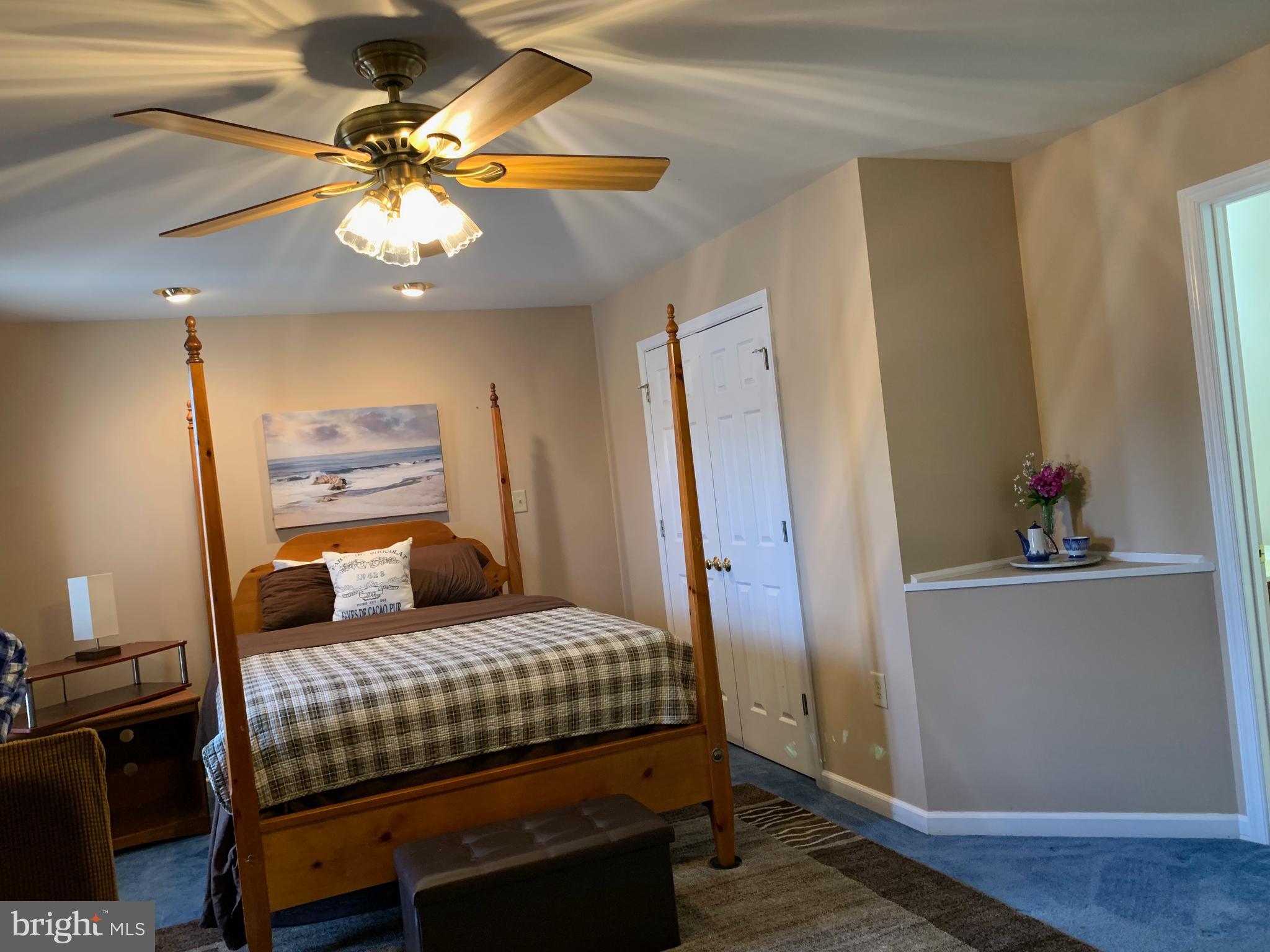 LOCUST HILL - Residential