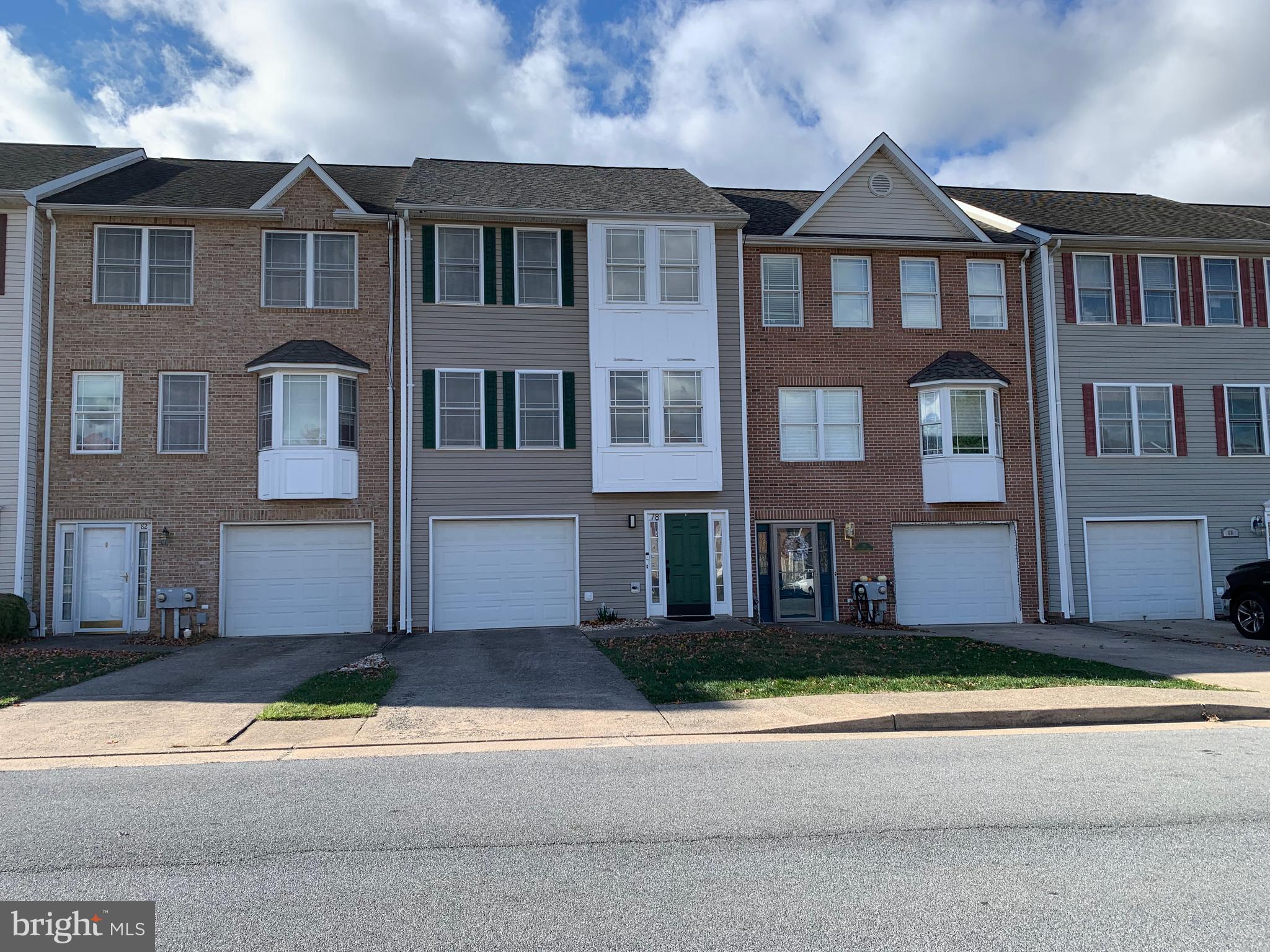 LOCUST HILL - Residential