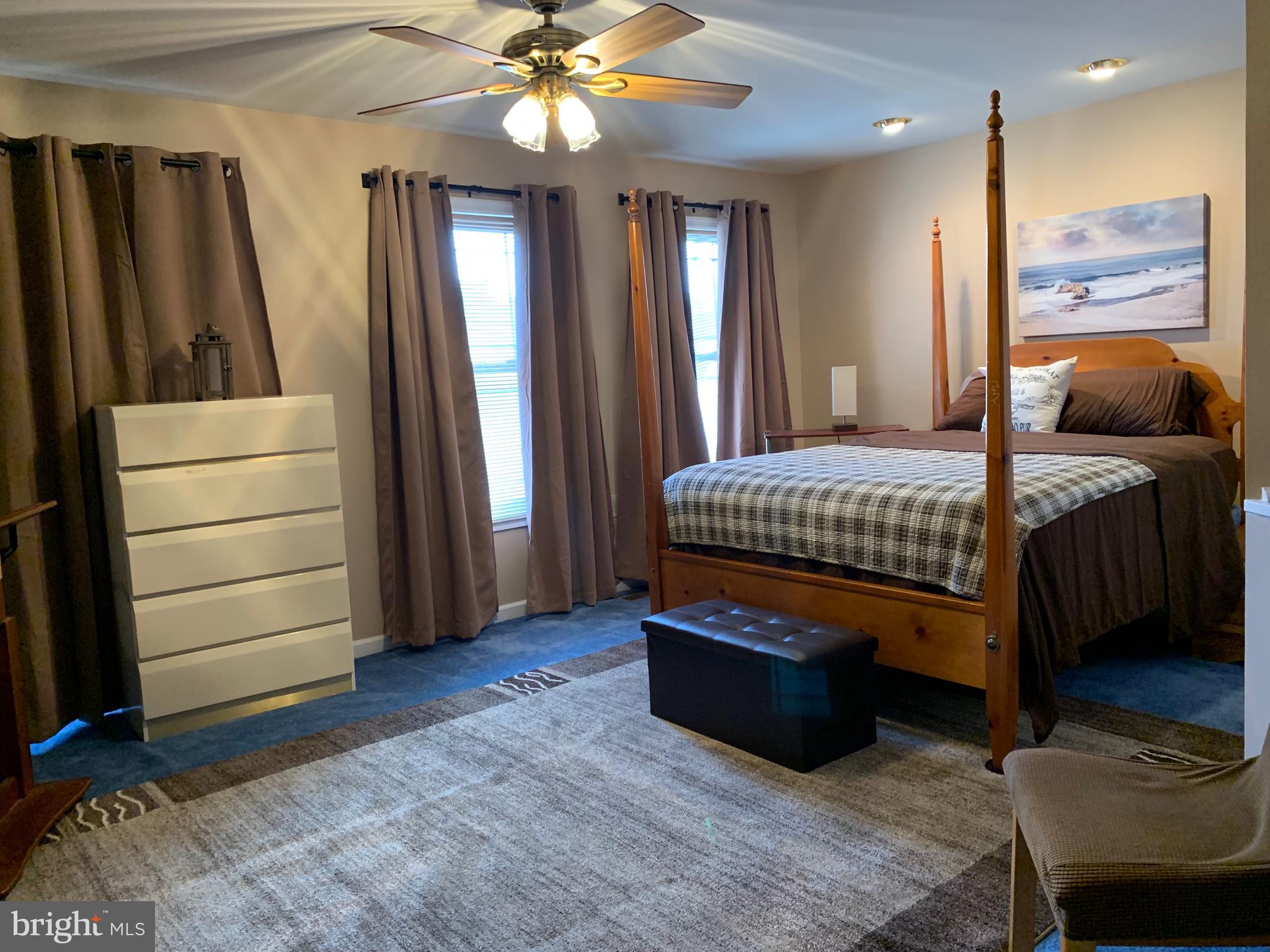 LOCUST HILL - Residential