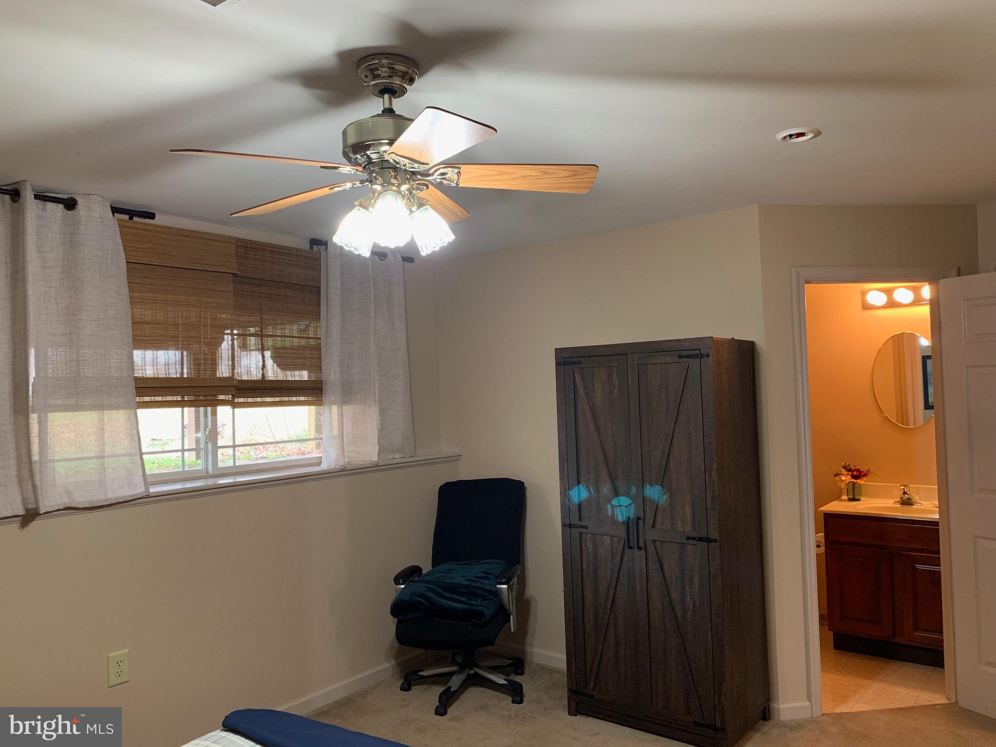 LOCUST HILL - Residential