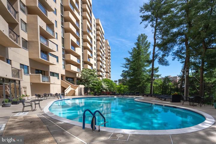 1101 S ARLINGTON RIDGE ROAD 212