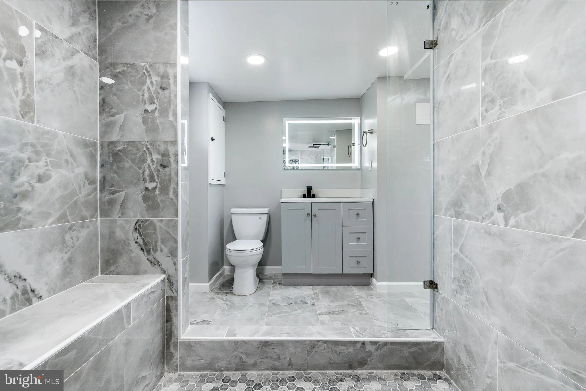 Philadelphia, Pennsylvania 19143, United States, 3 Bedrooms Bedrooms, ,3 BathroomsBathrooms,Residential,Active,139205