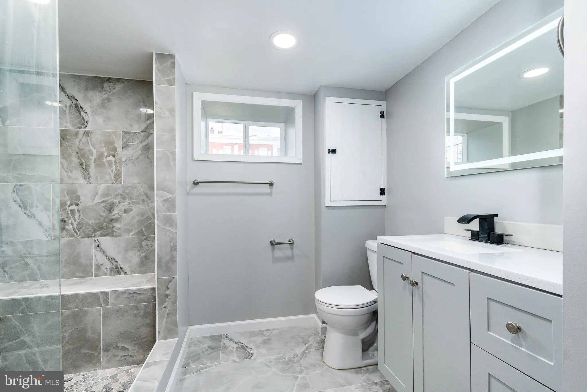 Philadelphia, Pennsylvania 19143, United States, 3 Bedrooms Bedrooms, ,3 BathroomsBathrooms,Residential,Active,139205