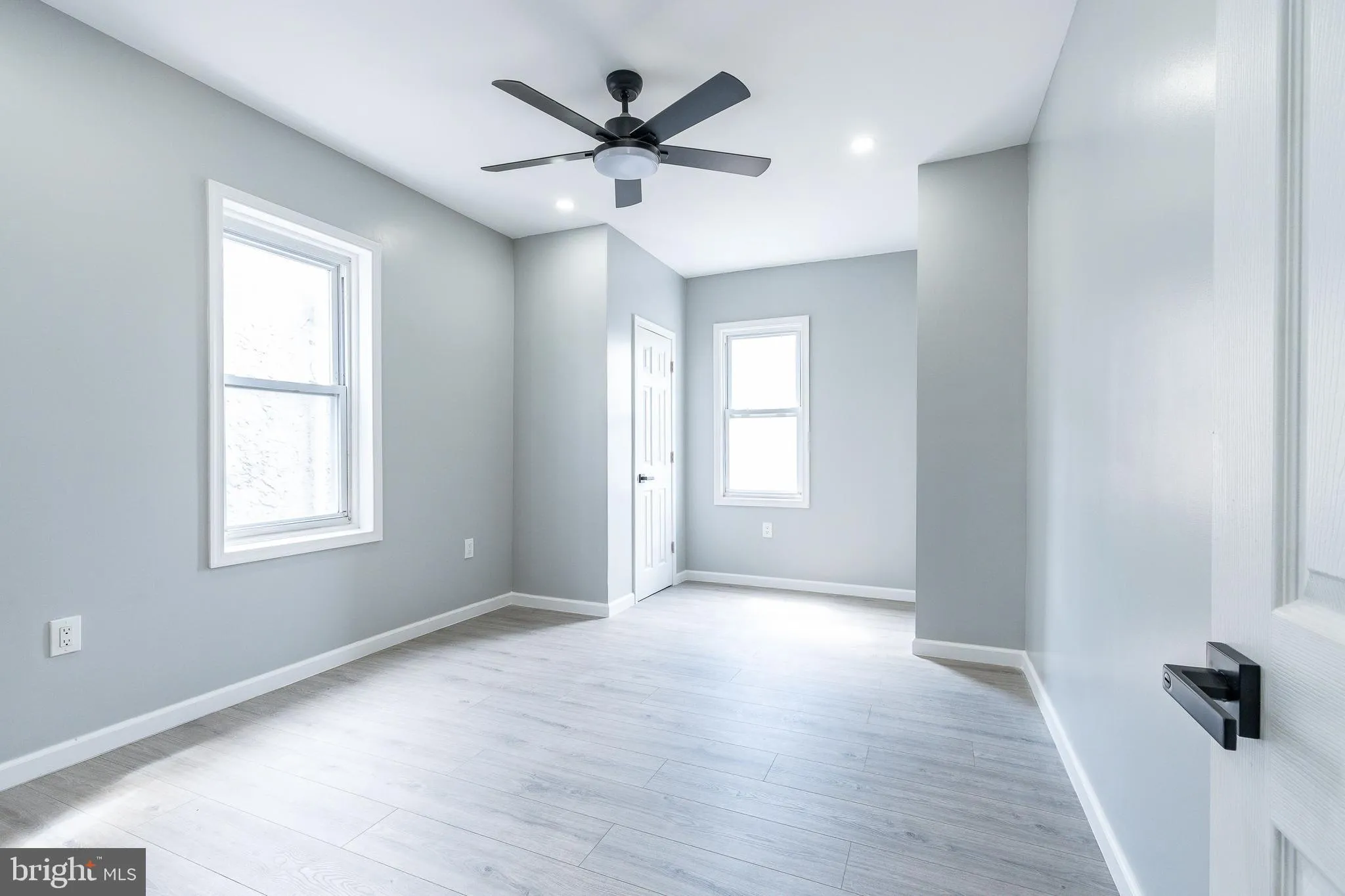 Philadelphia, Pennsylvania 19143, United States, 3 Bedrooms Bedrooms, ,3 BathroomsBathrooms,Residential,Active,139205