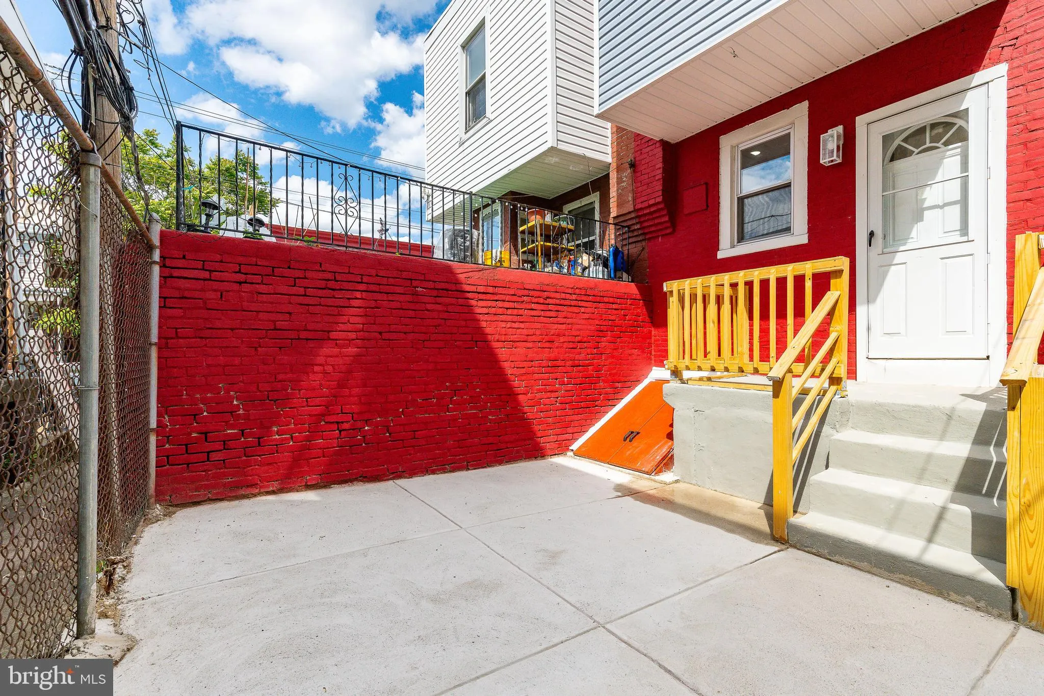 Philadelphia, Pennsylvania 19143, United States, 3 Bedrooms Bedrooms, ,3 BathroomsBathrooms,Residential,Active,139205