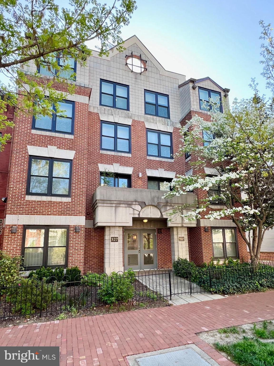 H STREET CORRIDOR - Residential Lease