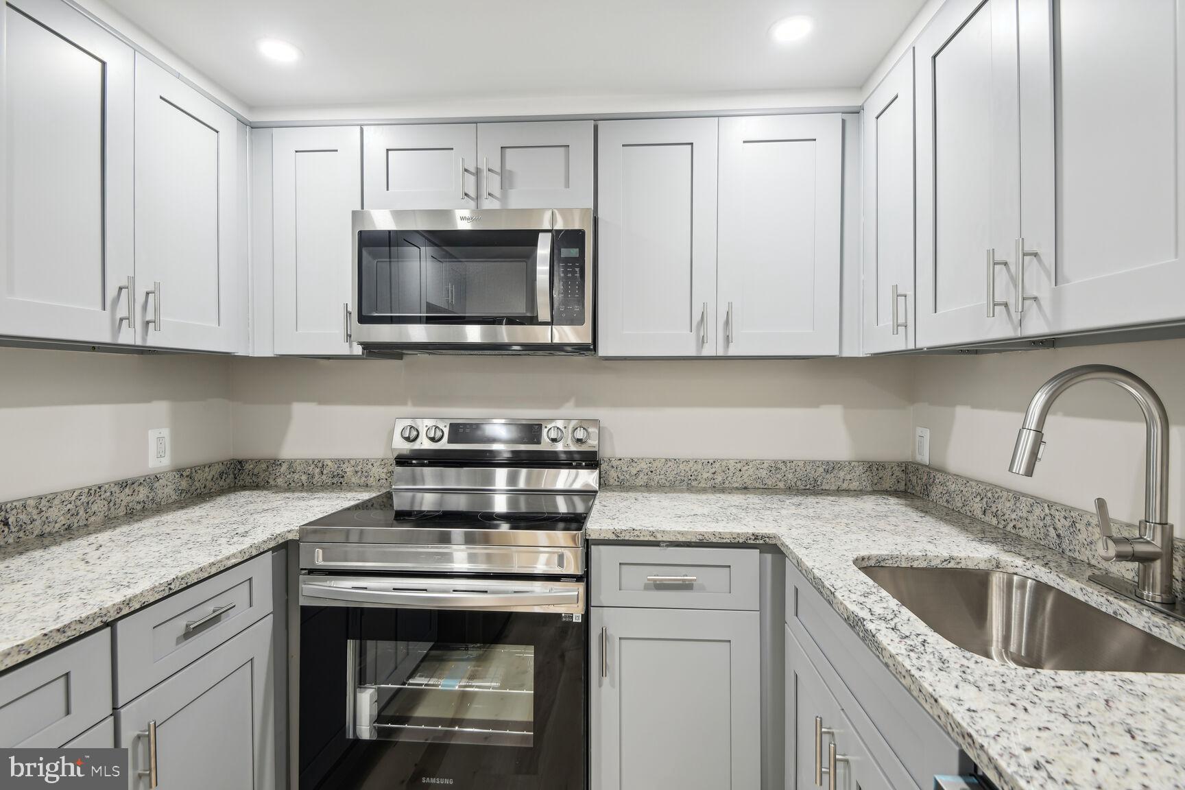 H STREET CORRIDOR - Residential Lease